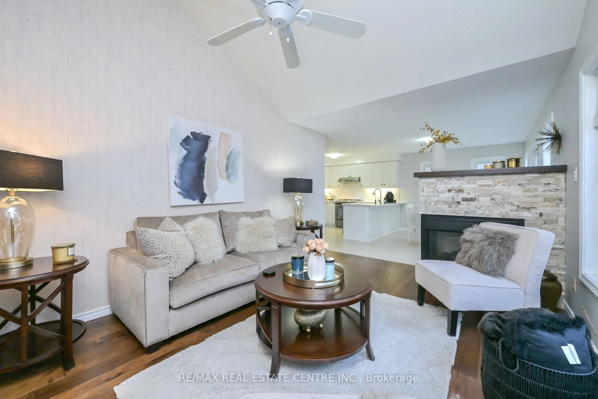 96 Lauchlin Crescent