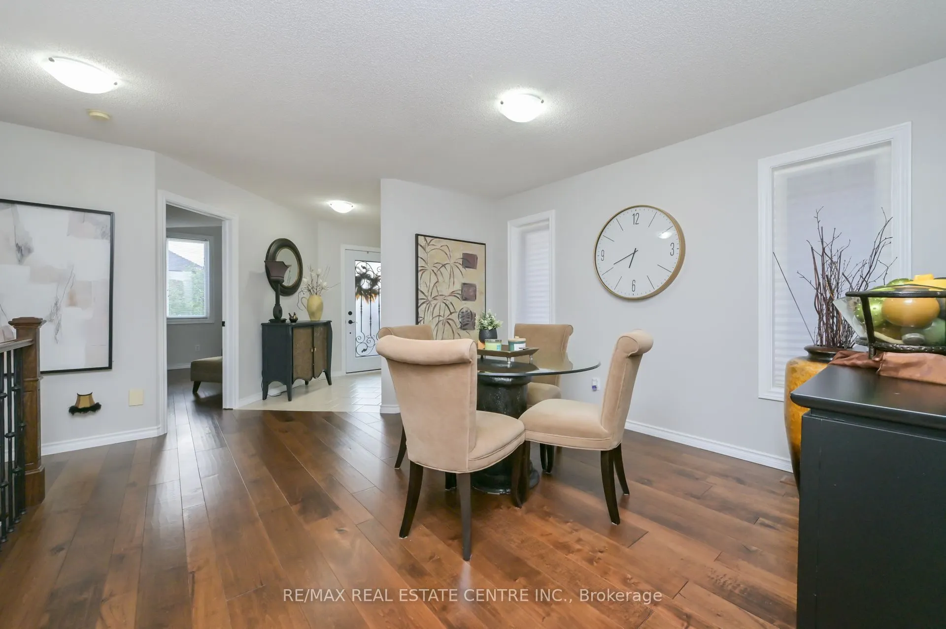 96 Lauchlin Crescent