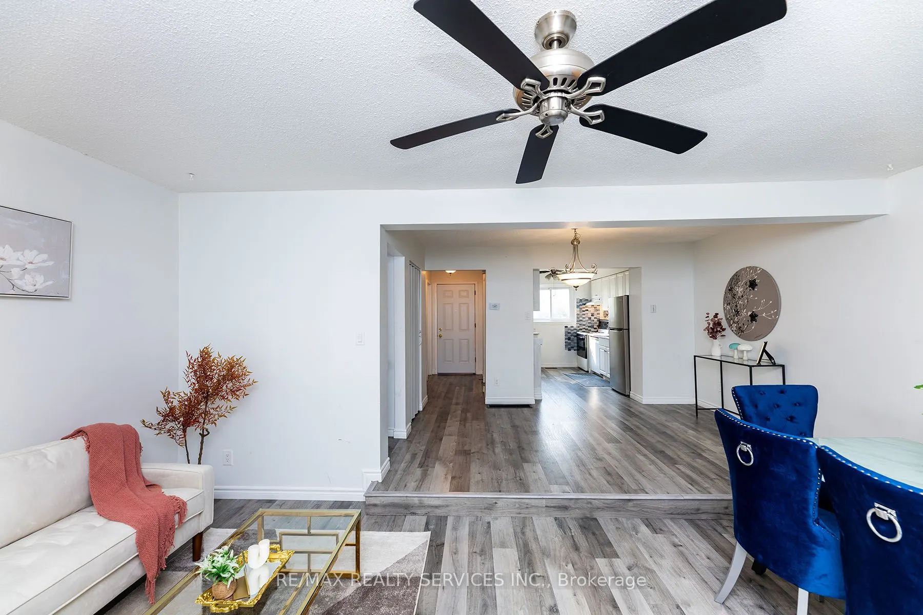 1306 Guelph Line, #Unit 3
