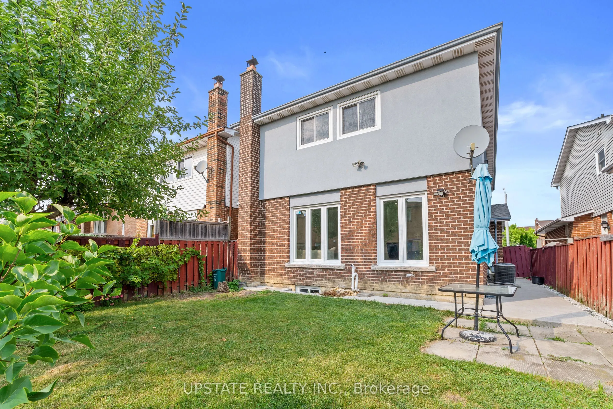 75 Winterfold Drive