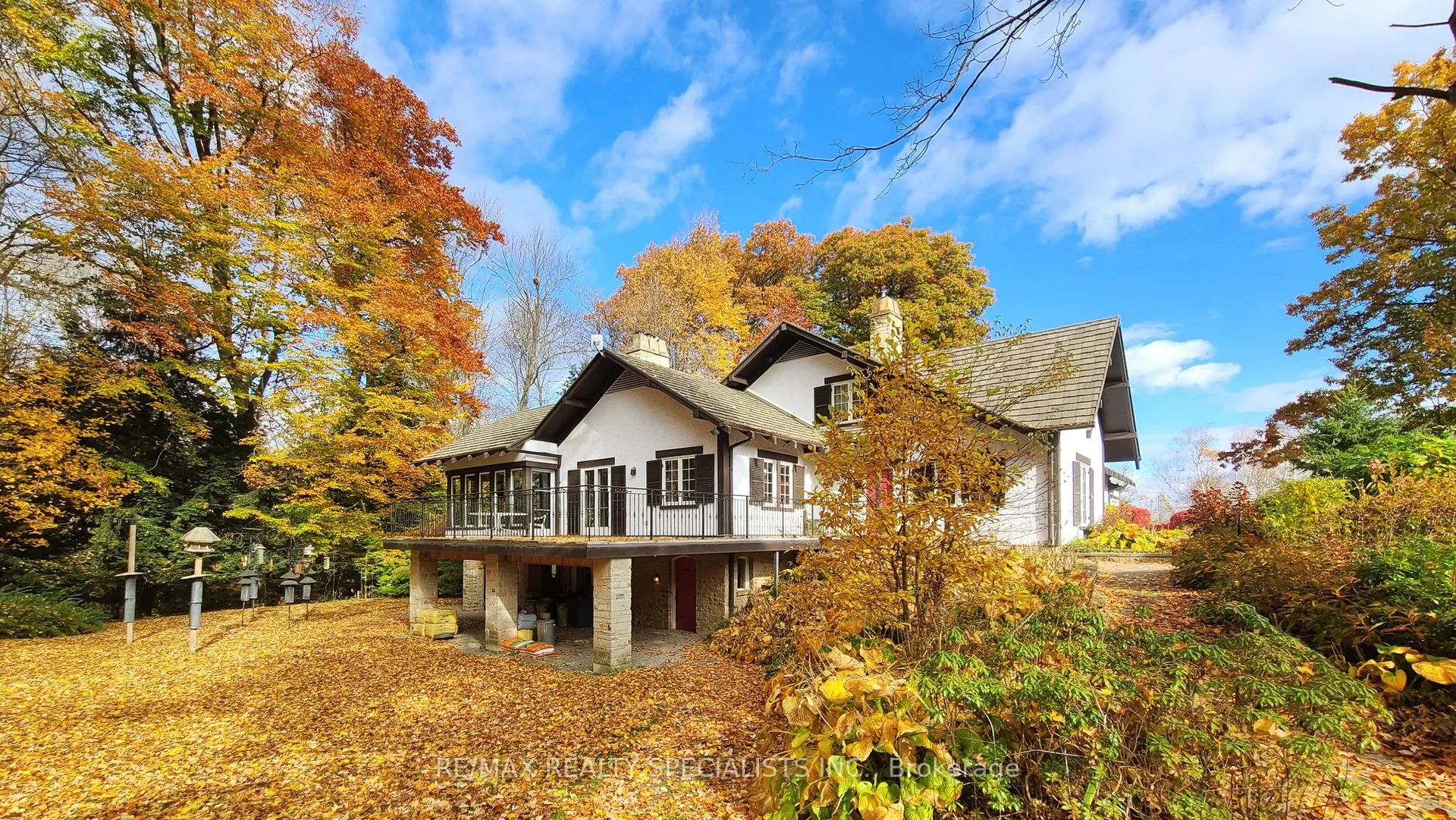 1251 Britannia Road