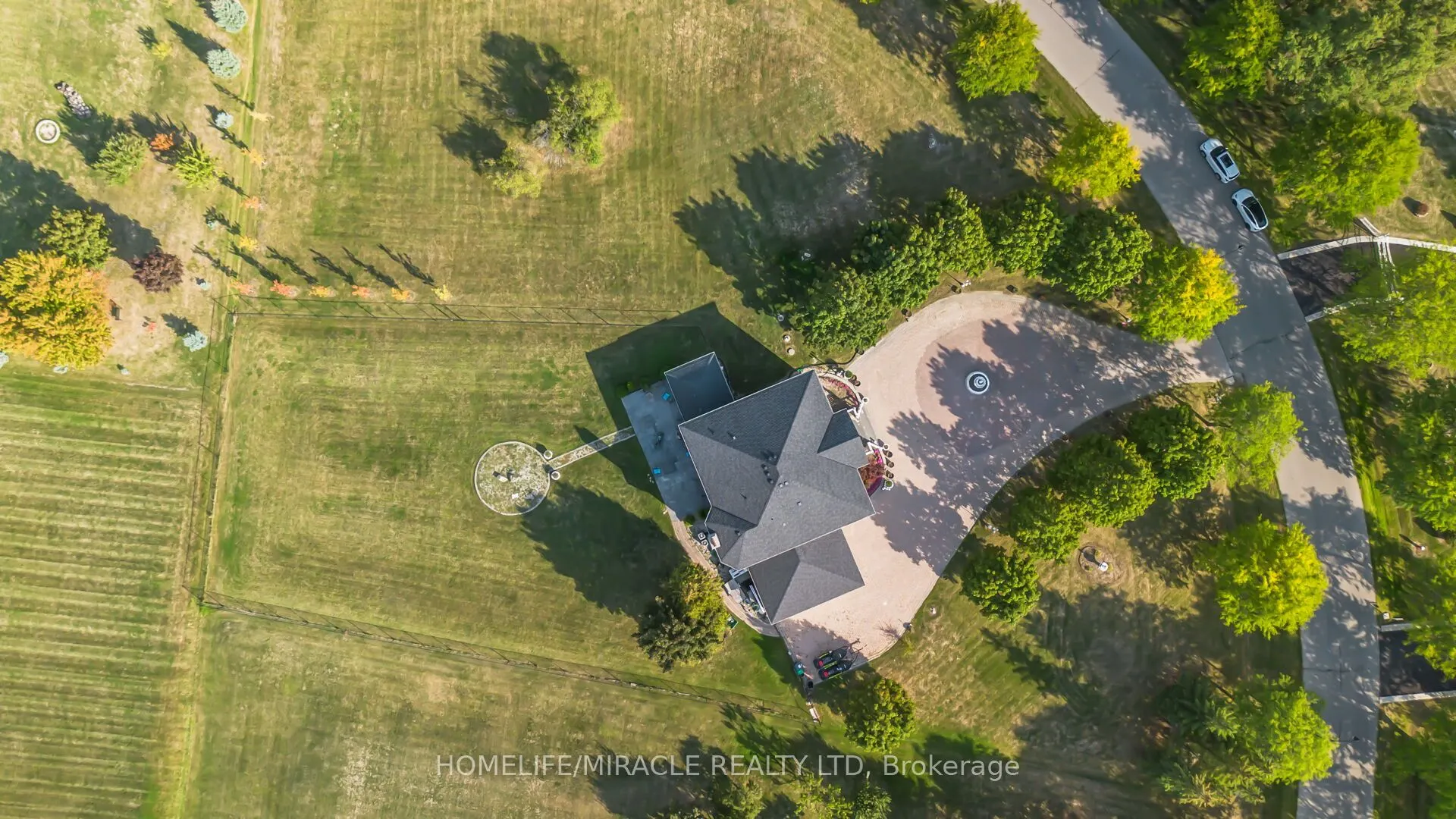21 Bowman Avenue