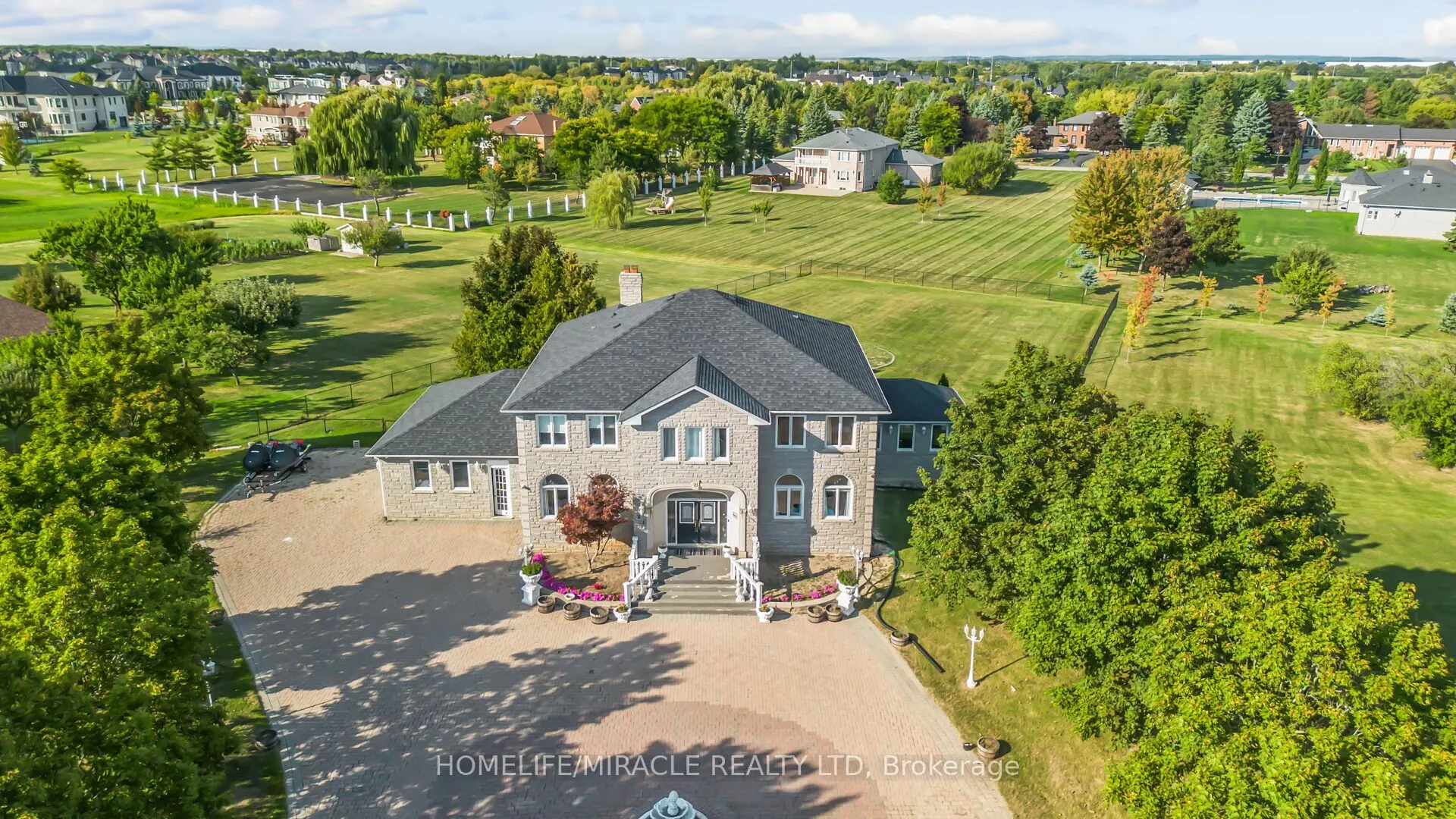 21 Bowman Avenue