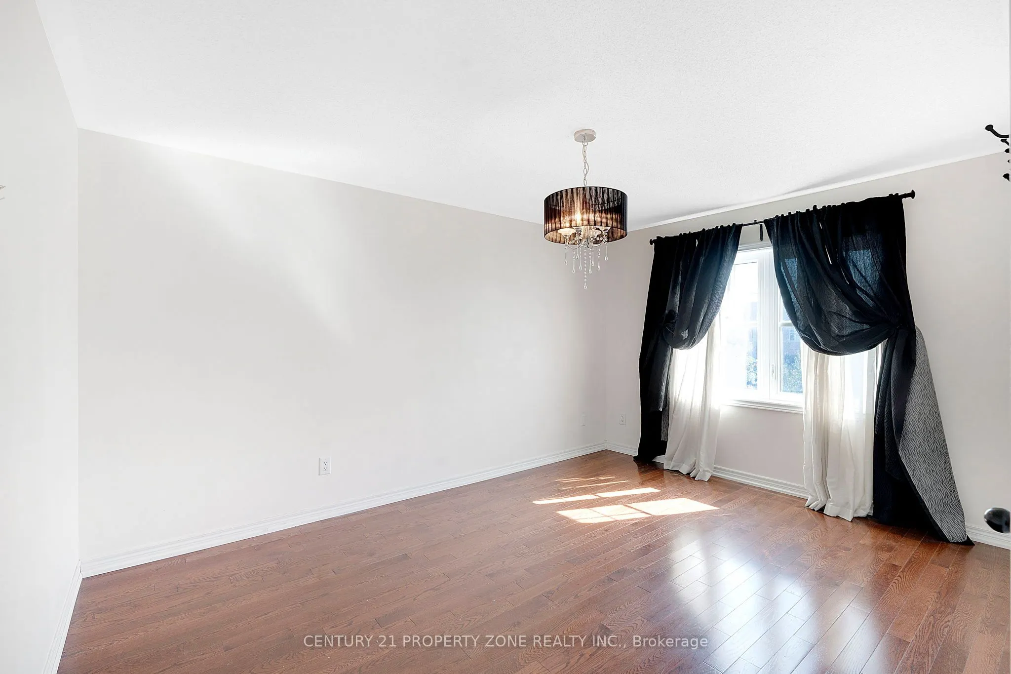 401 Baylis Court