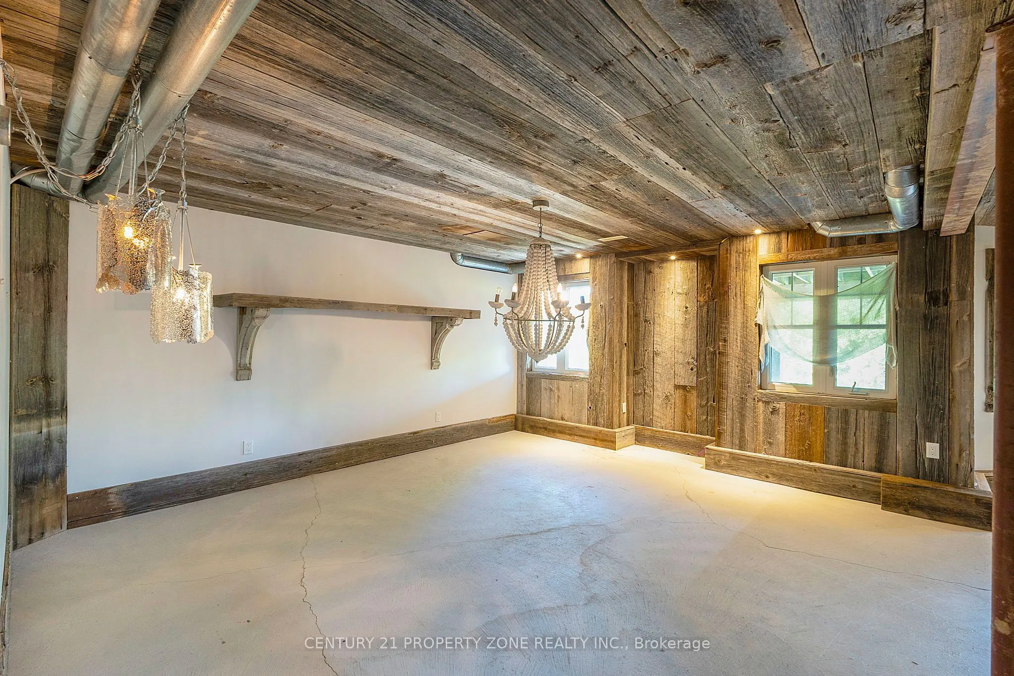 401 Baylis Court