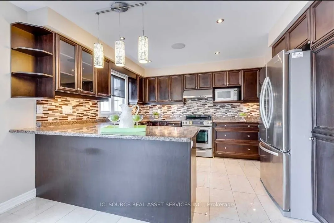 38 Beachville Circle