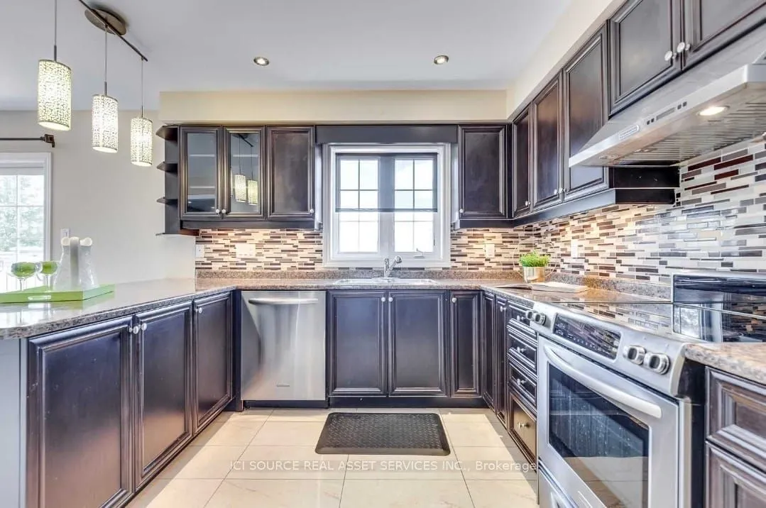 38 Beachville Circle