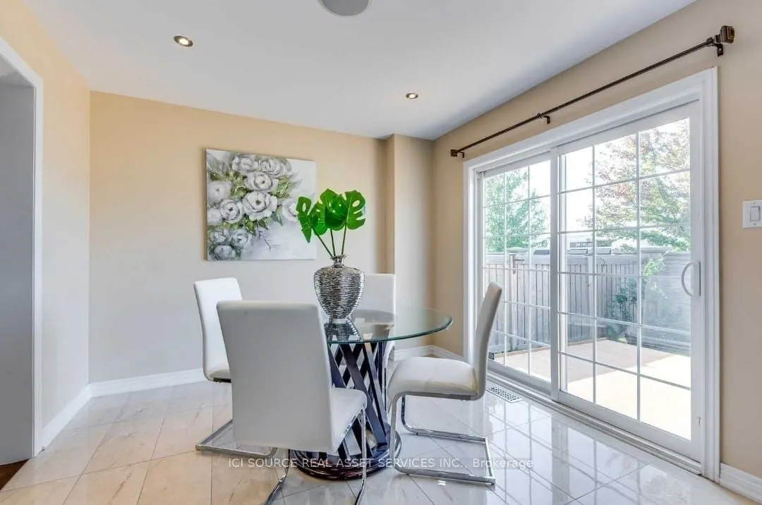 38 Beachville Circle