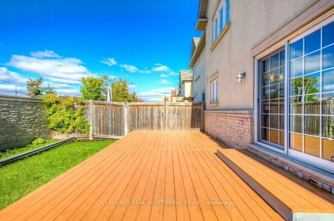 38 Beachville Circle
