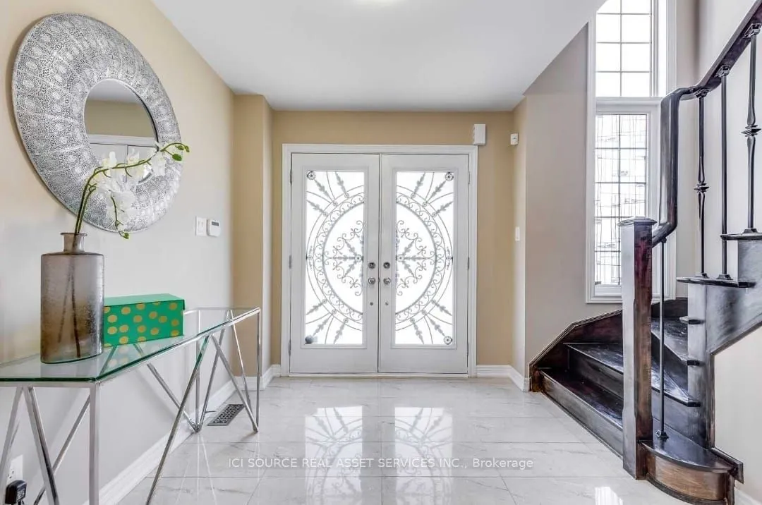 38 Beachville Circle