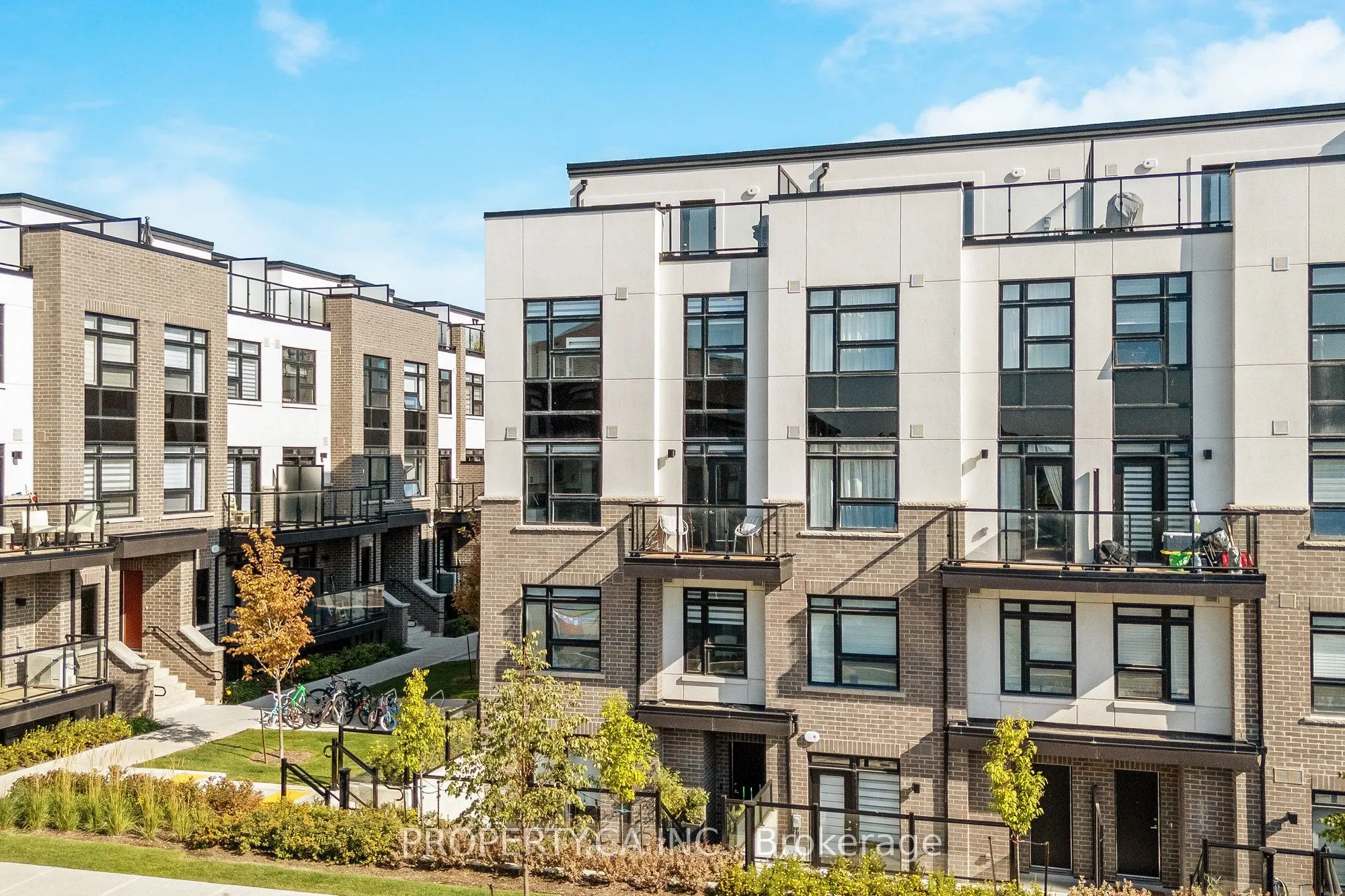 1569 Rose Way, #119