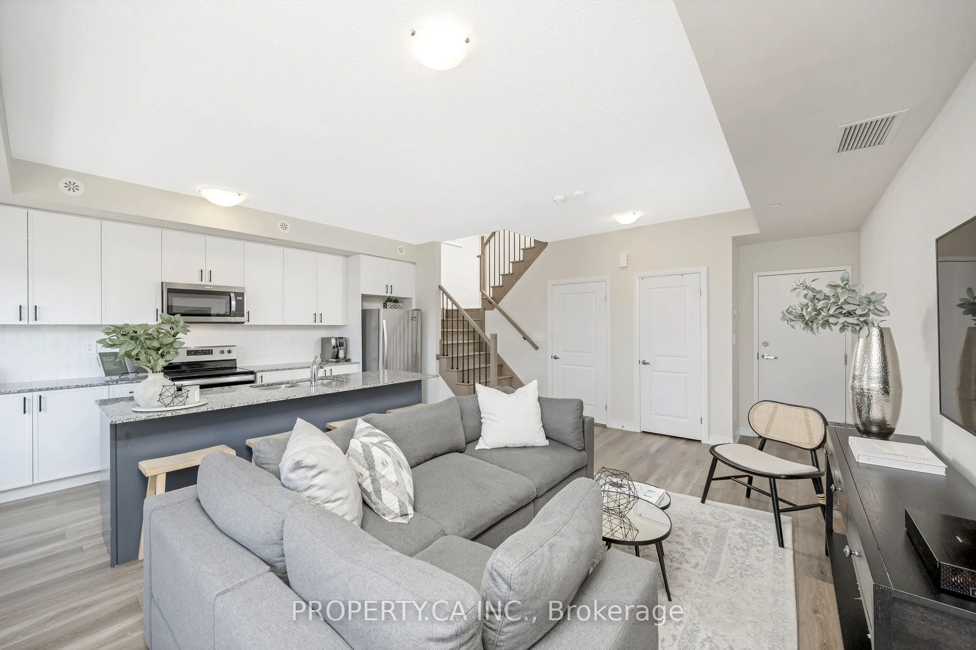 1569 Rose Way, #119