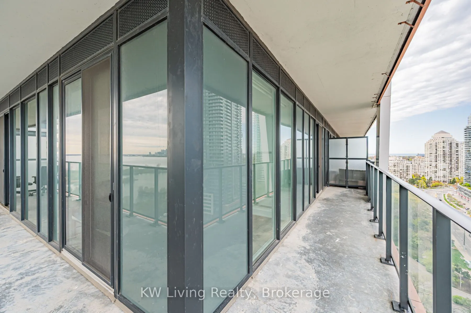 30 Shore Breeze Drive, #1713