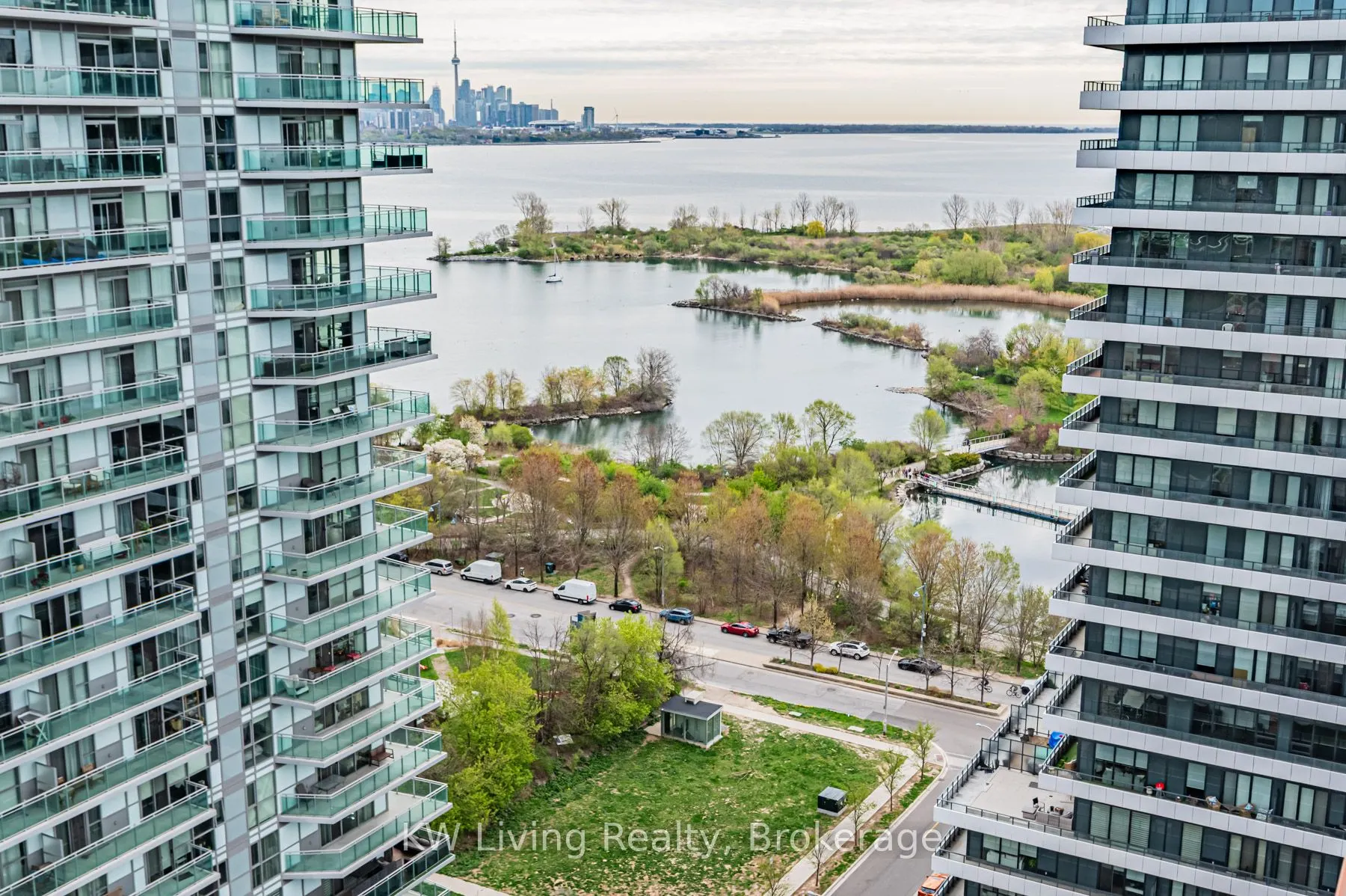 30 Shore Breeze Drive, #1713