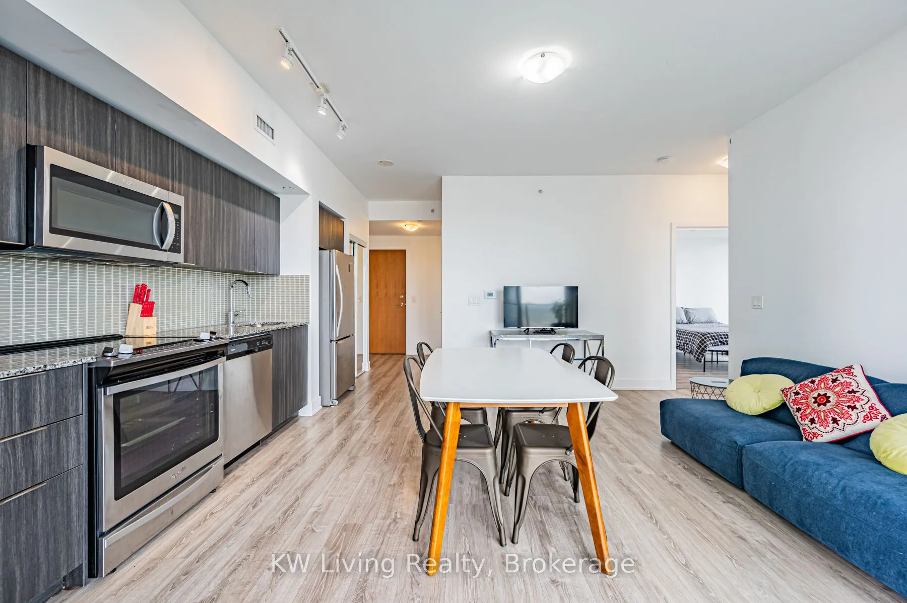 30 Shore Breeze Drive, #1713