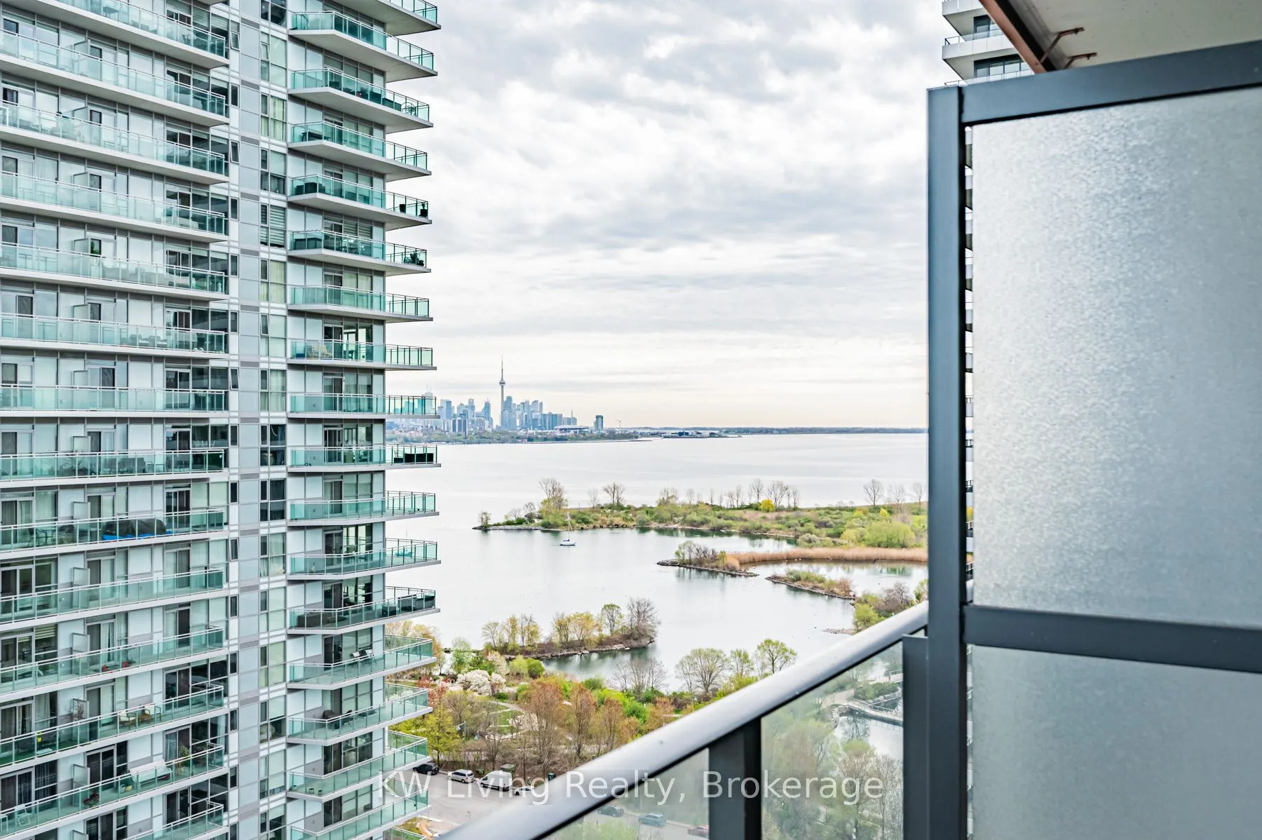 30 Shore Breeze Drive, #1713