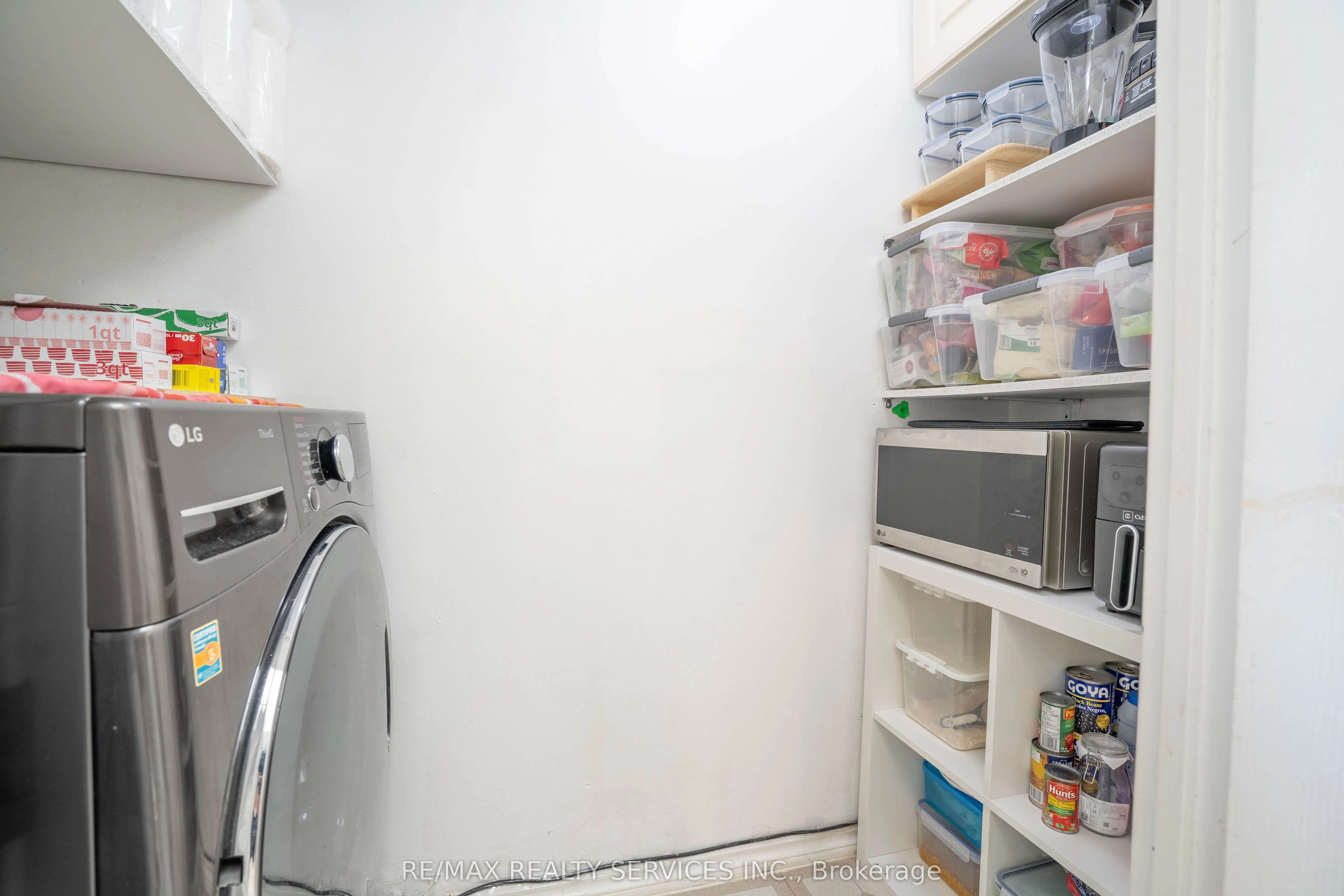 285 Enfield Place S, #1001