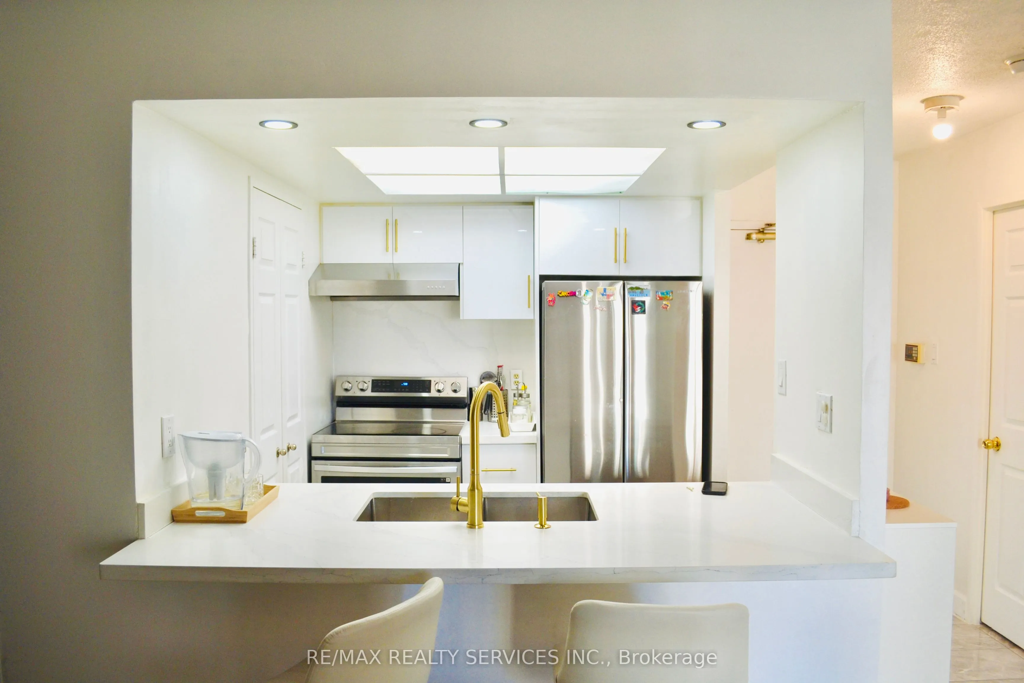 285 Enfield Place S, #1001
