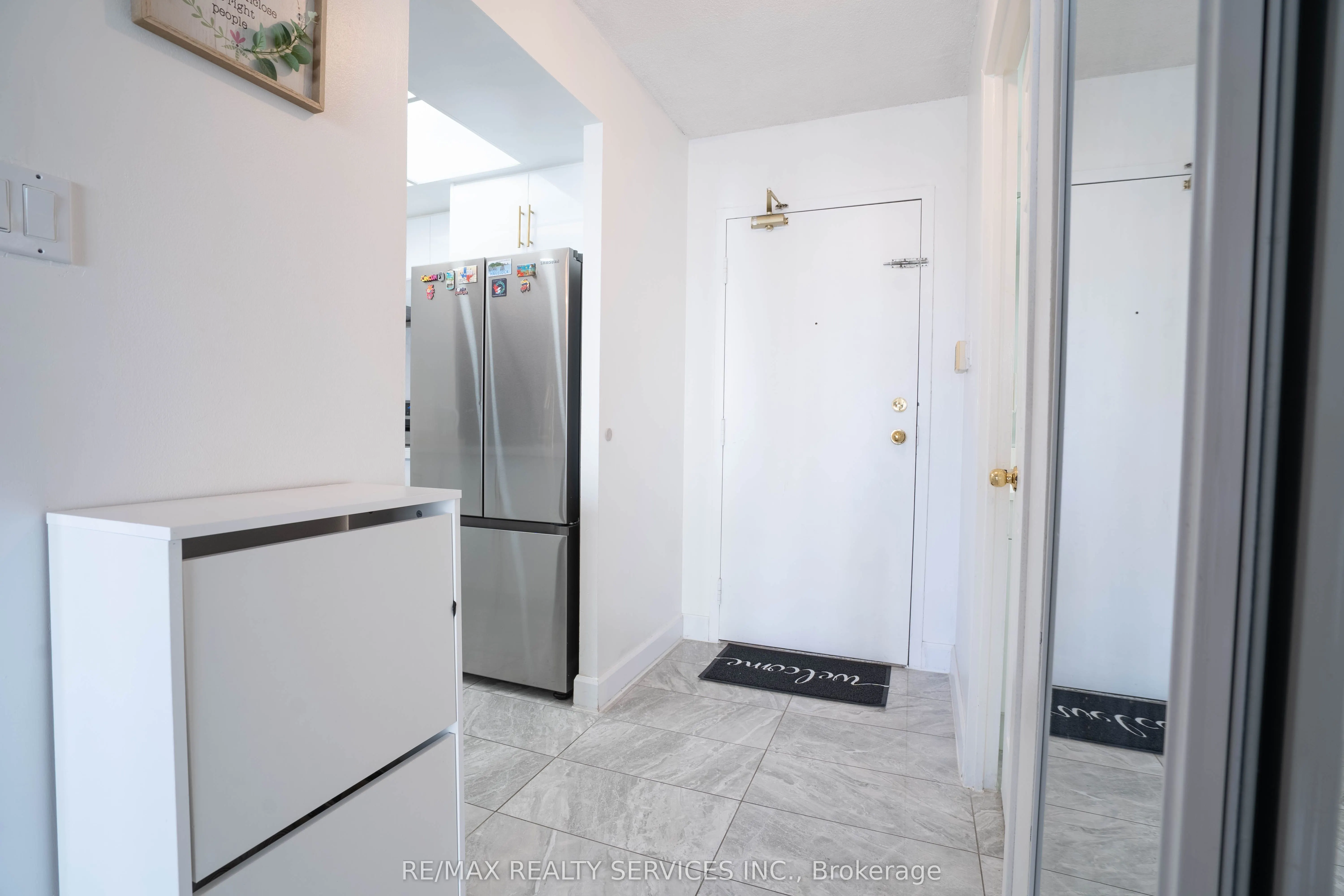 285 Enfield Place S, #1001