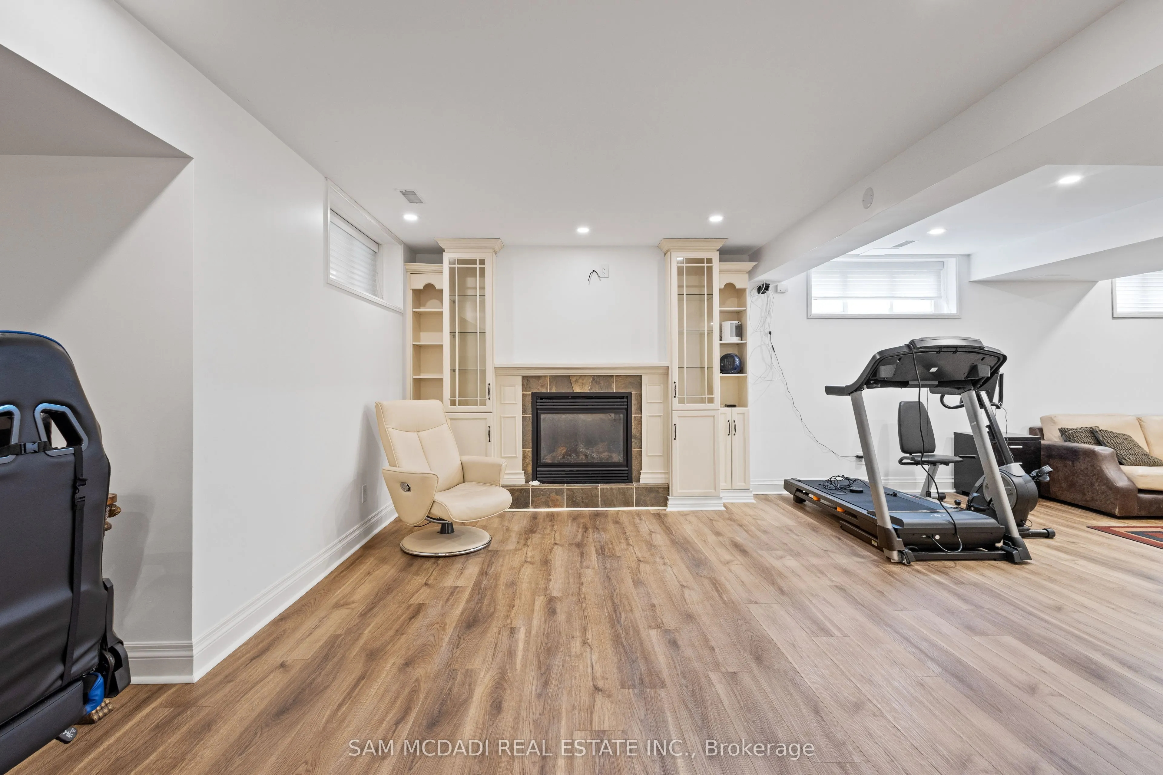 1497 Indian Grove