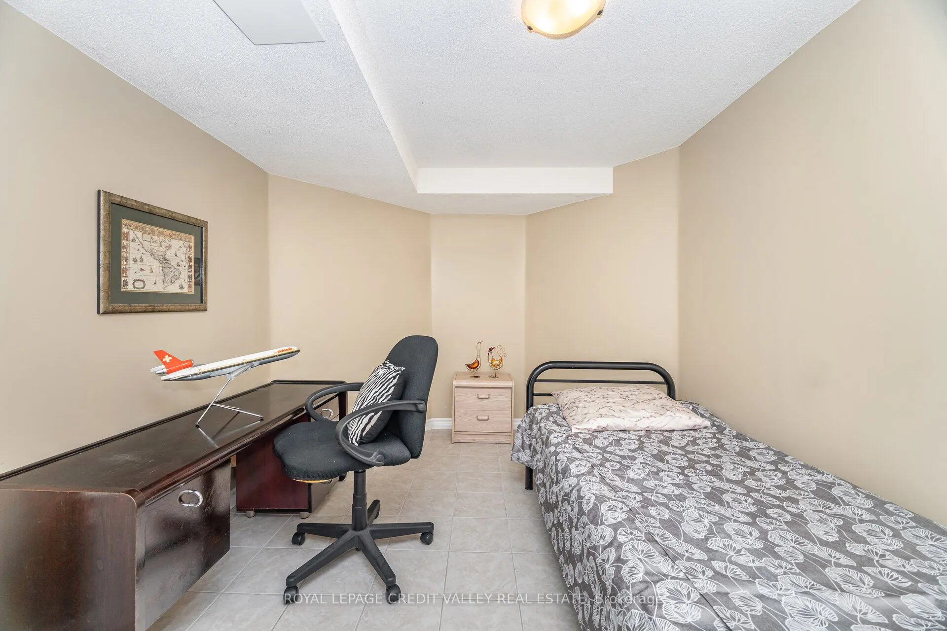 91 Trailside Walk