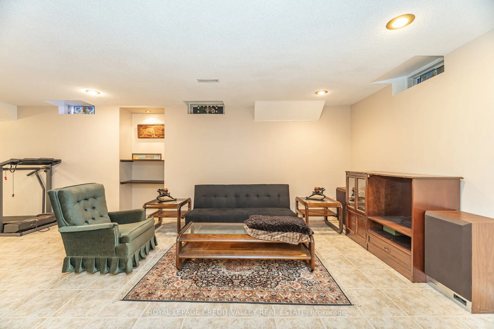 91 Trailside Walk