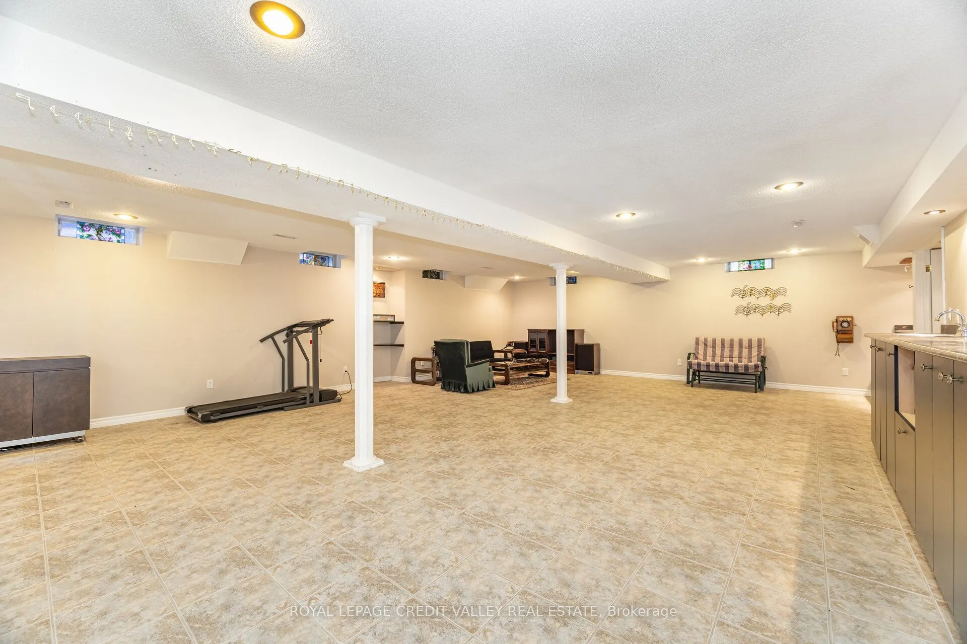91 Trailside Walk