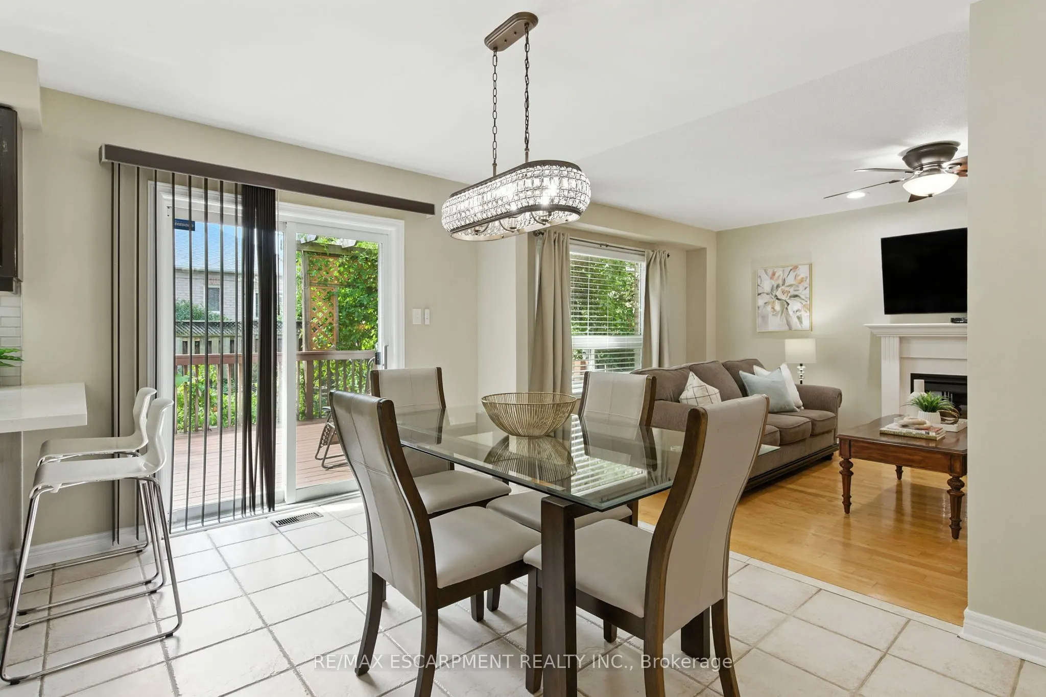 49 Johnson Crescent
