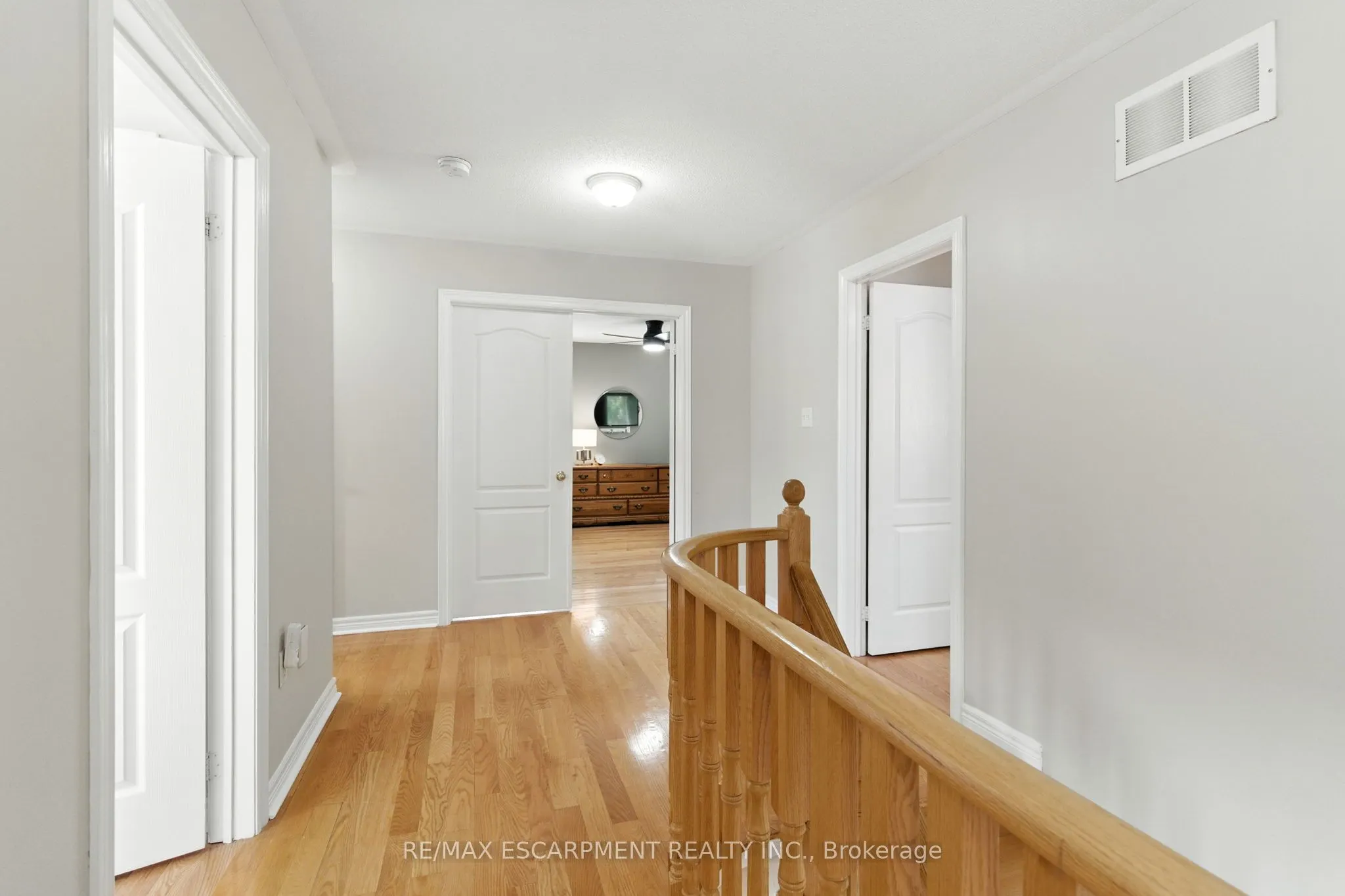 49 Johnson Crescent