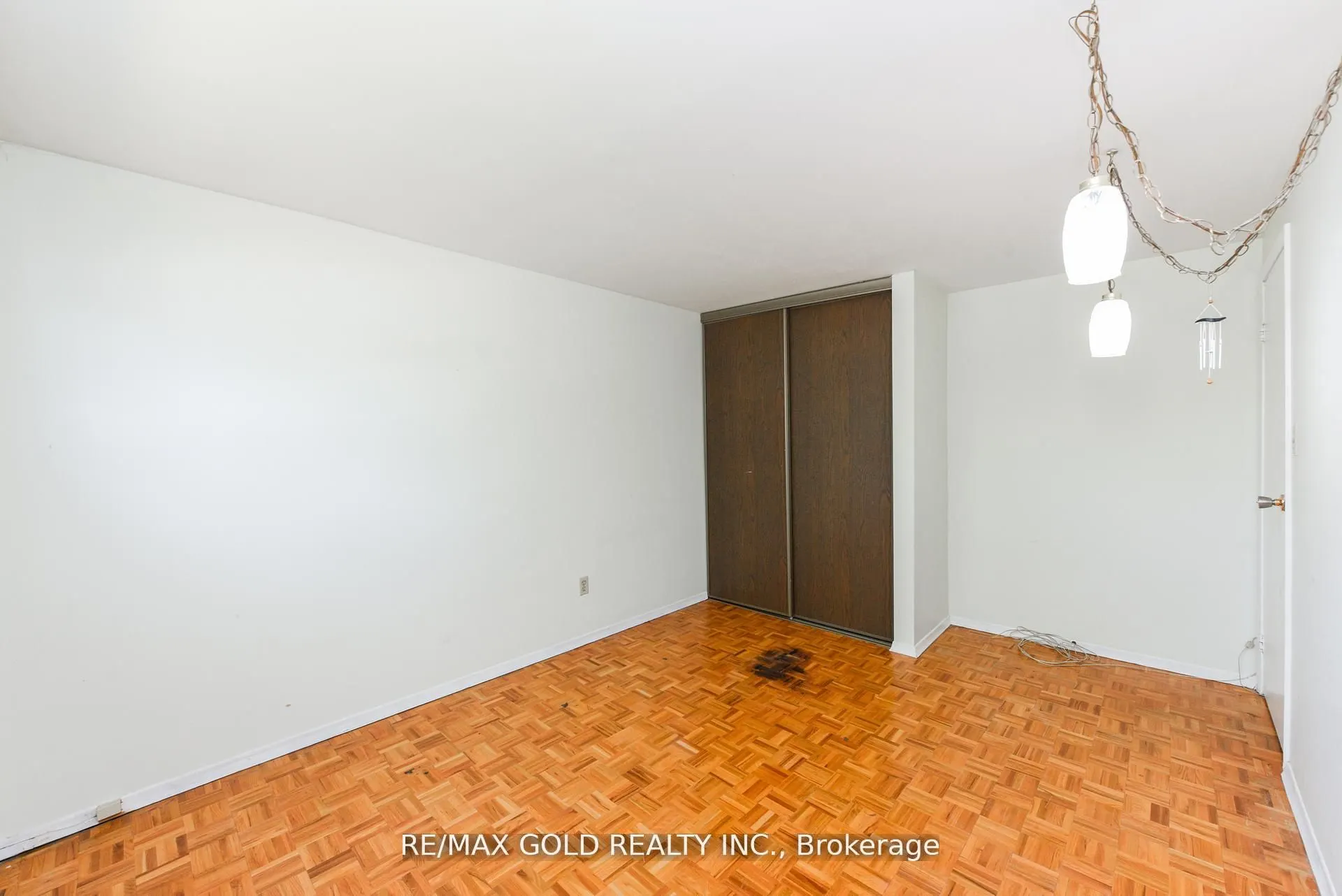 29 Glenmore Crescent