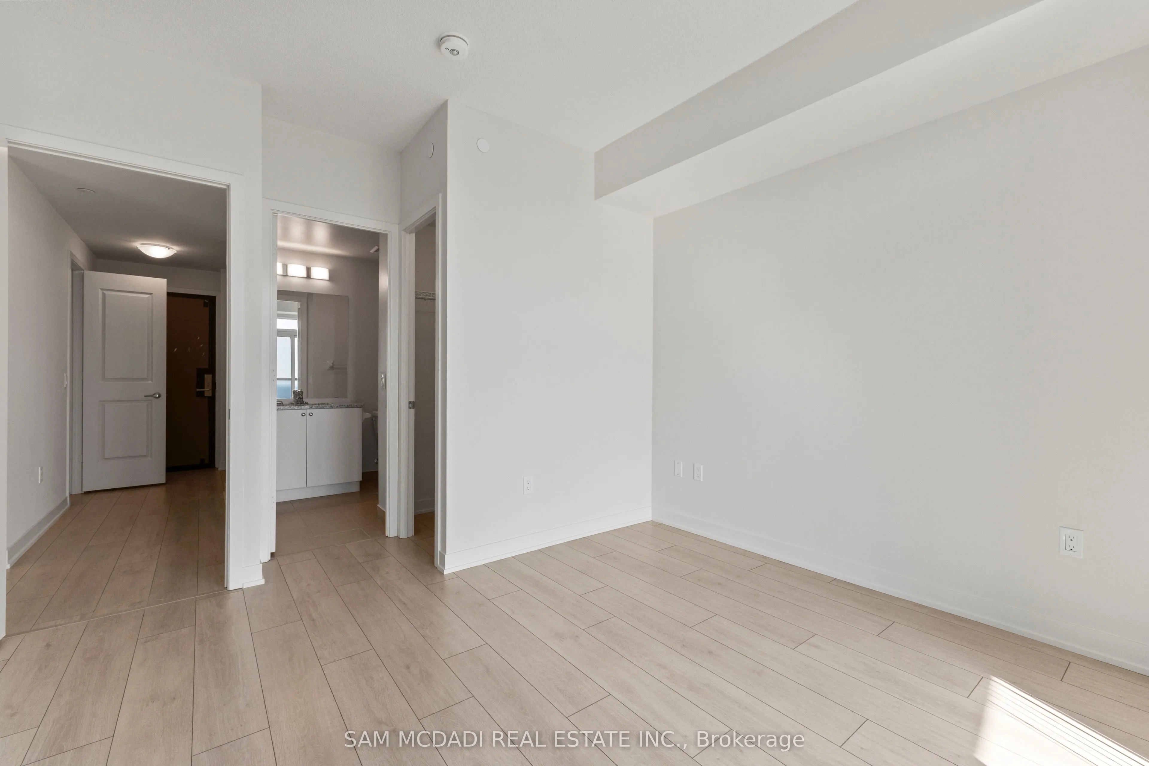 38 Annie Craig Drive, #4805