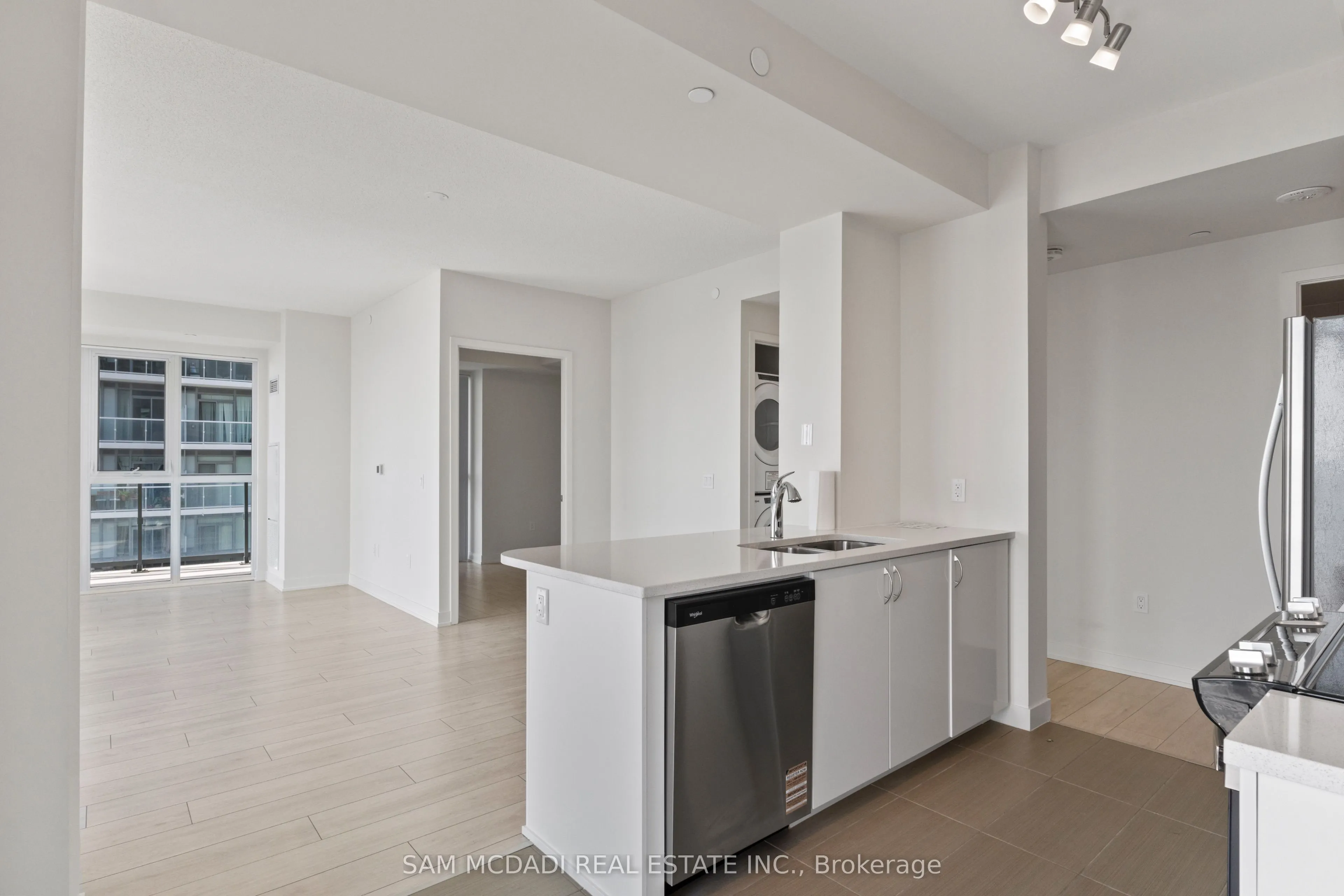 38 Annie Craig Drive, #4805