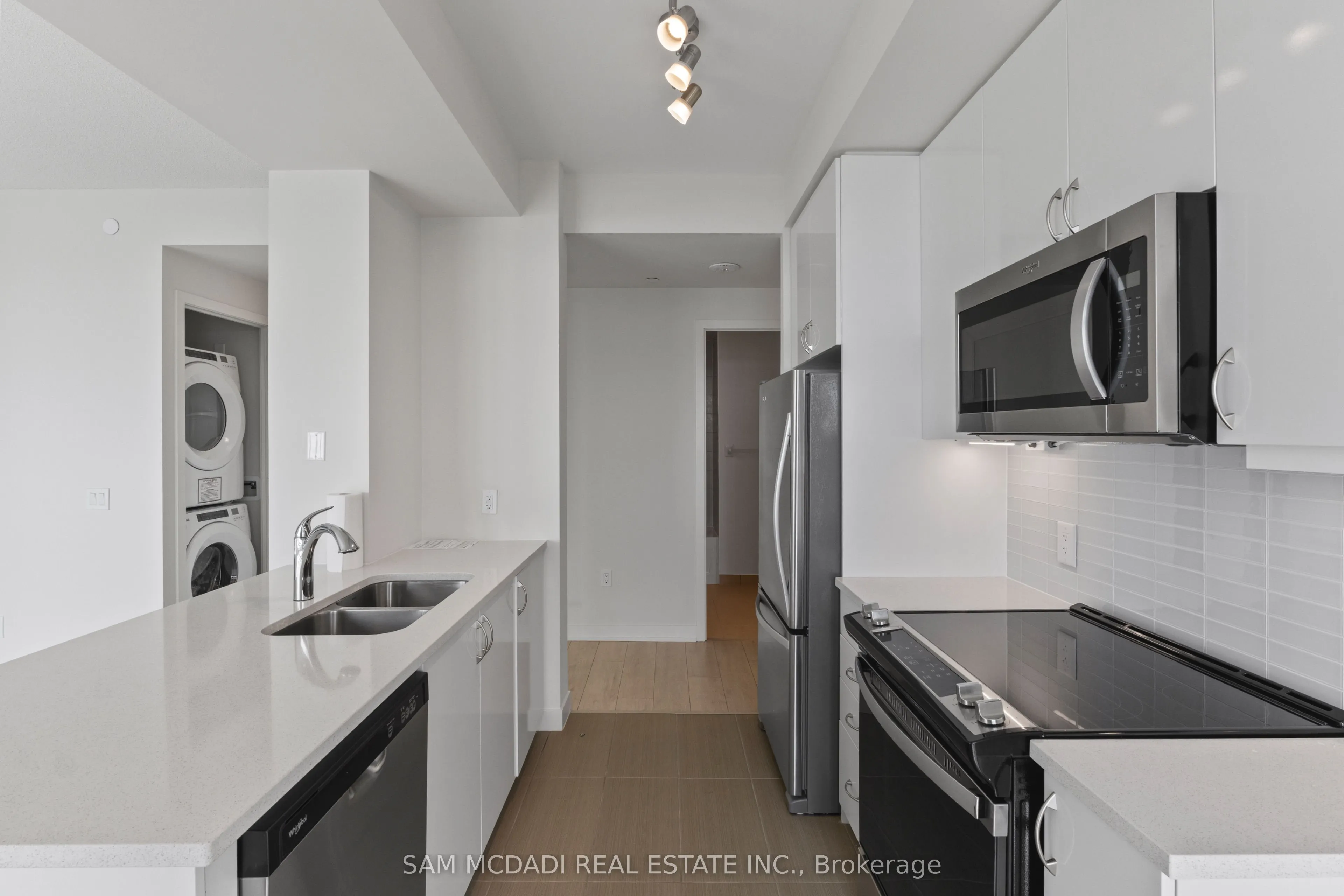 38 Annie Craig Drive, #4805