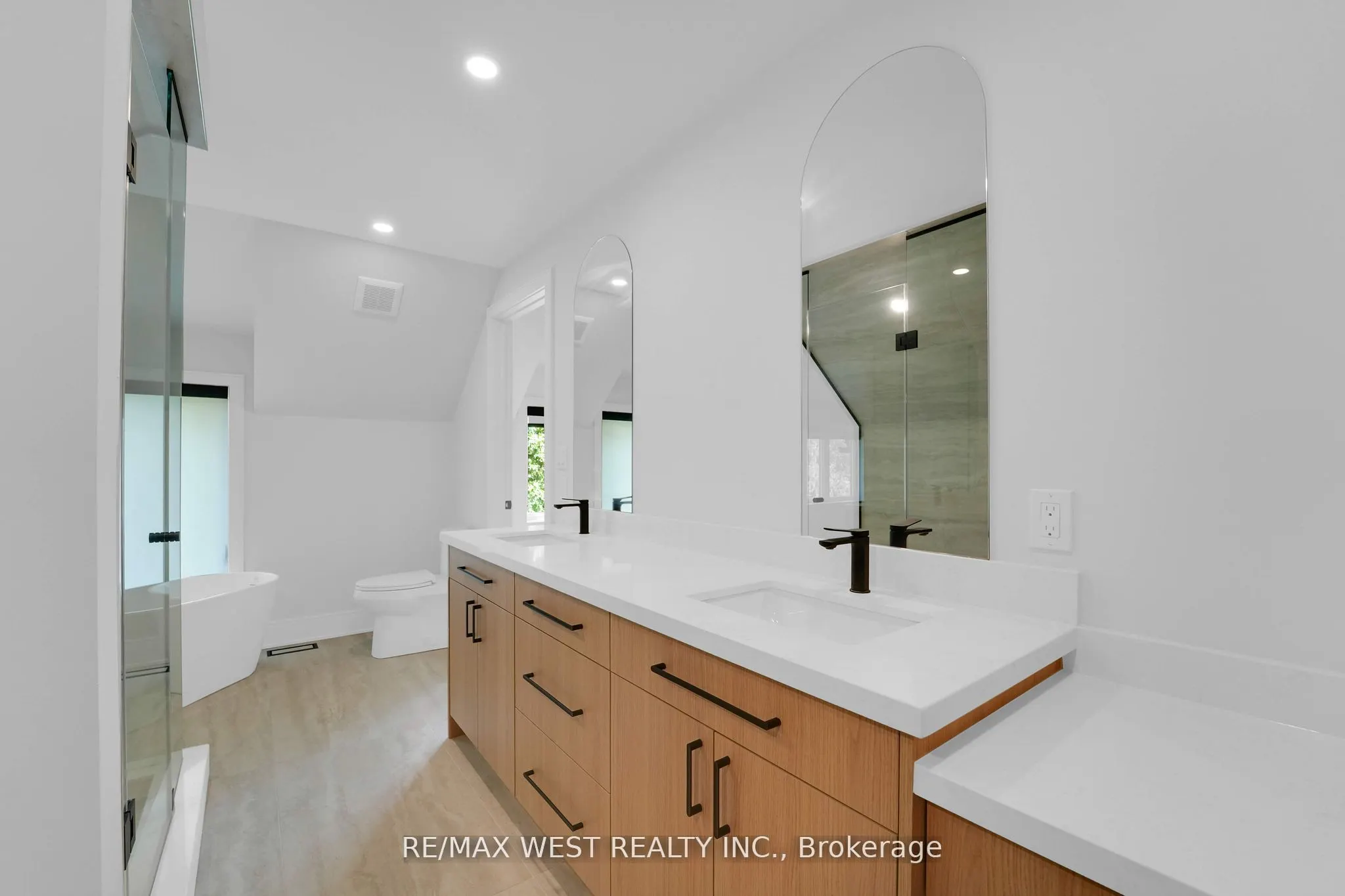 35A Frances Avenue