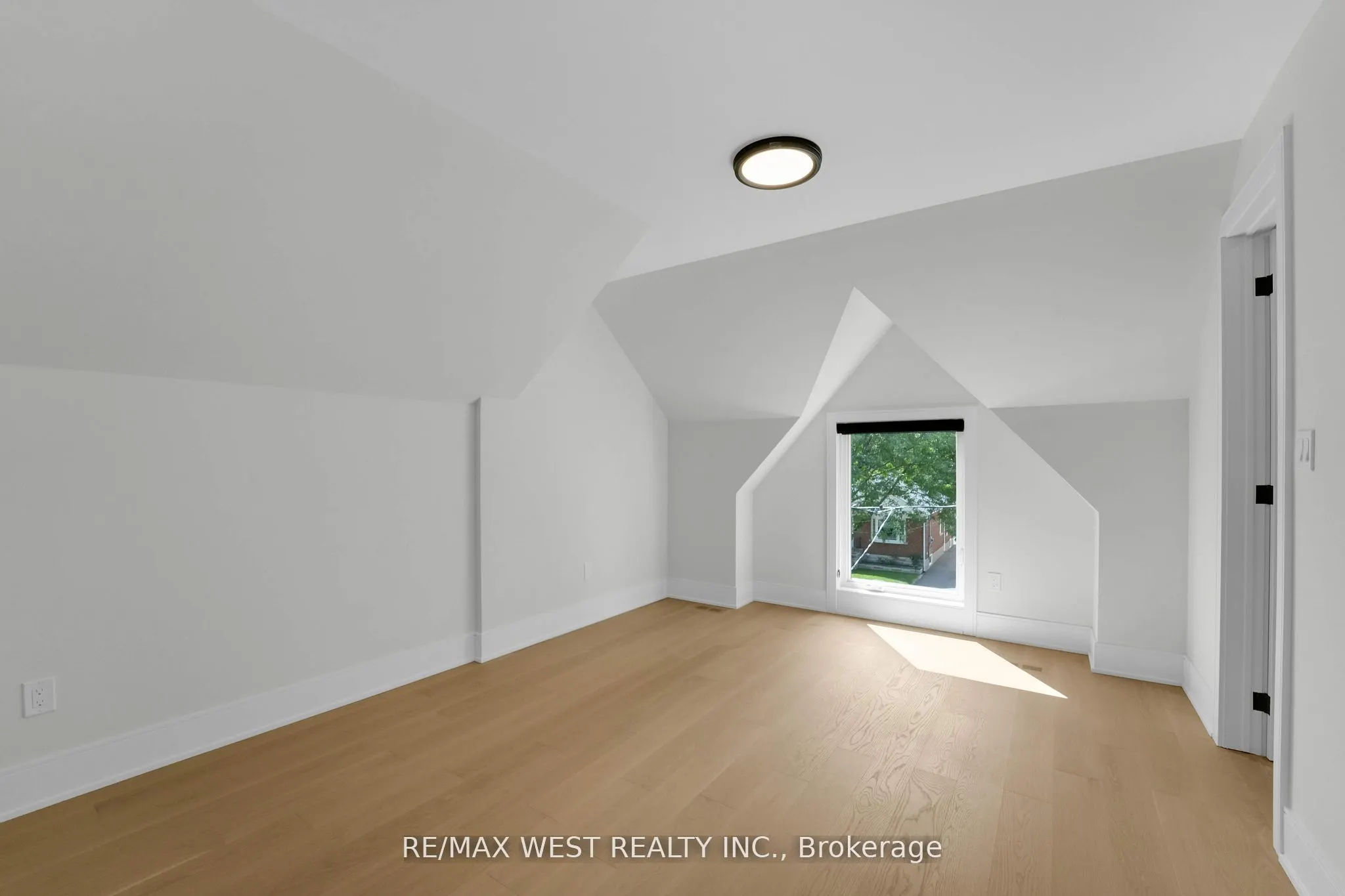 35A Frances Avenue