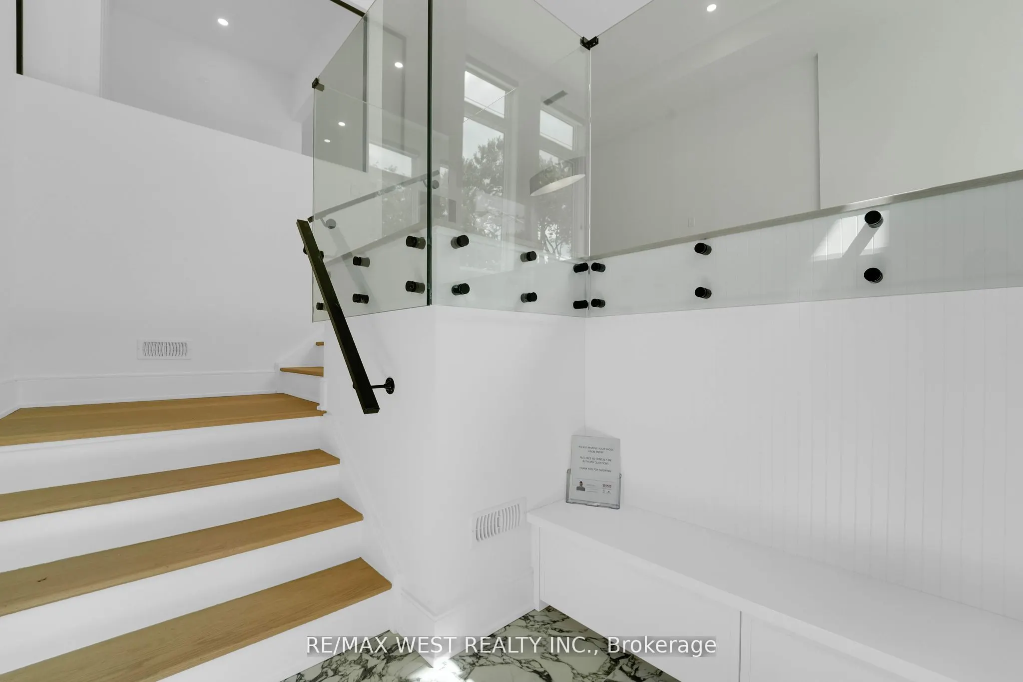 35A Frances Avenue