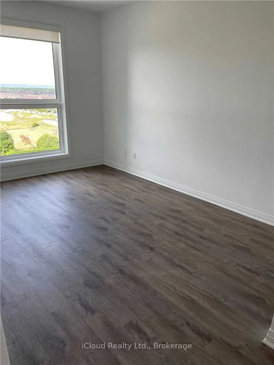 95 Dundas Street W, #504