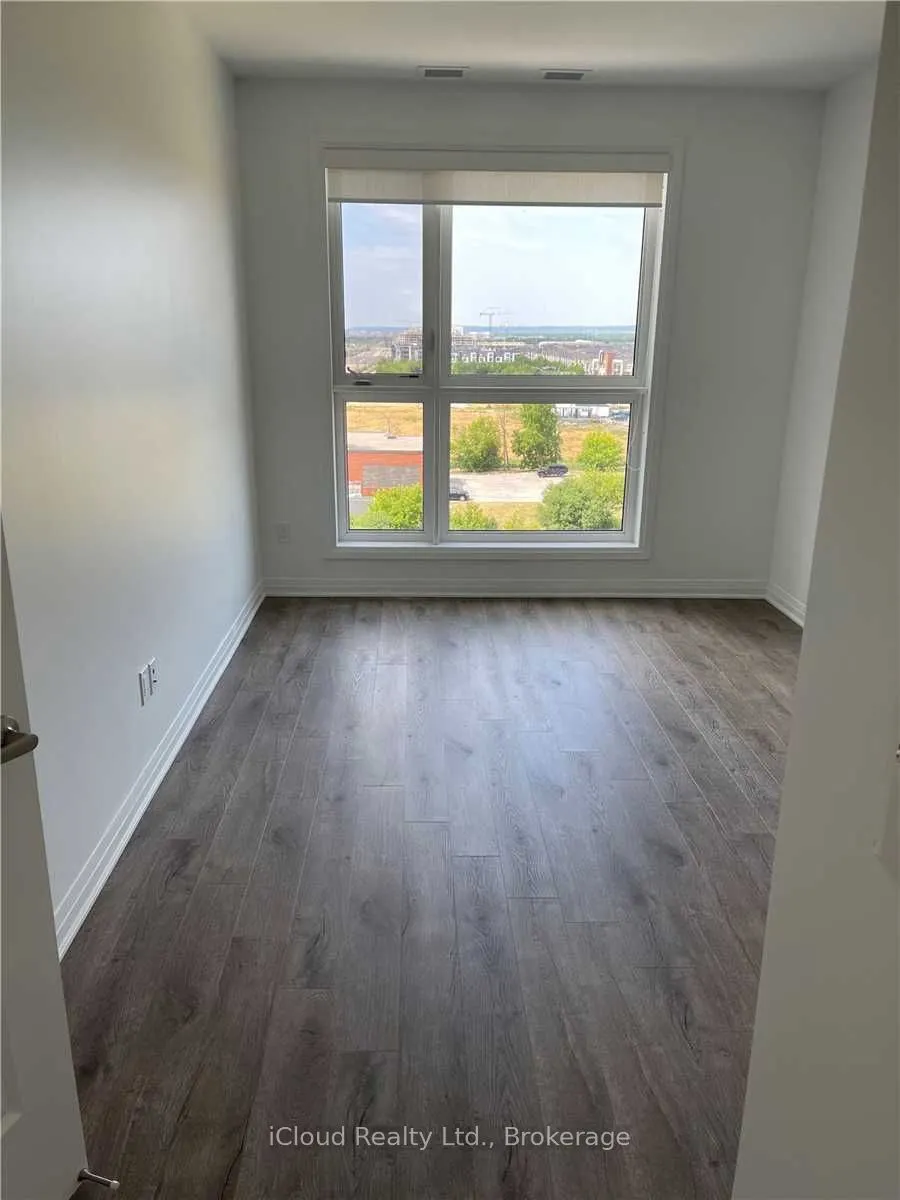 95 Dundas Street W, #504