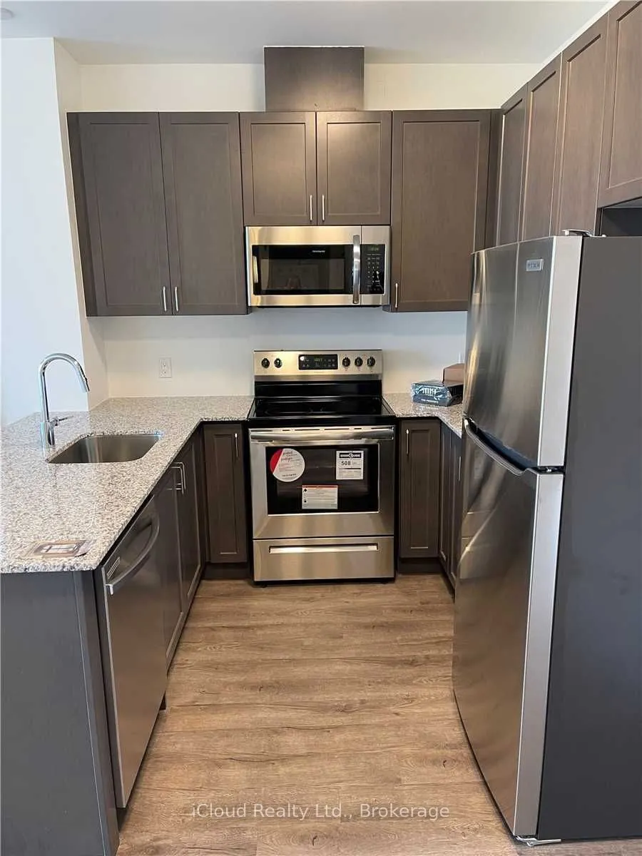 95 Dundas Street W, #504