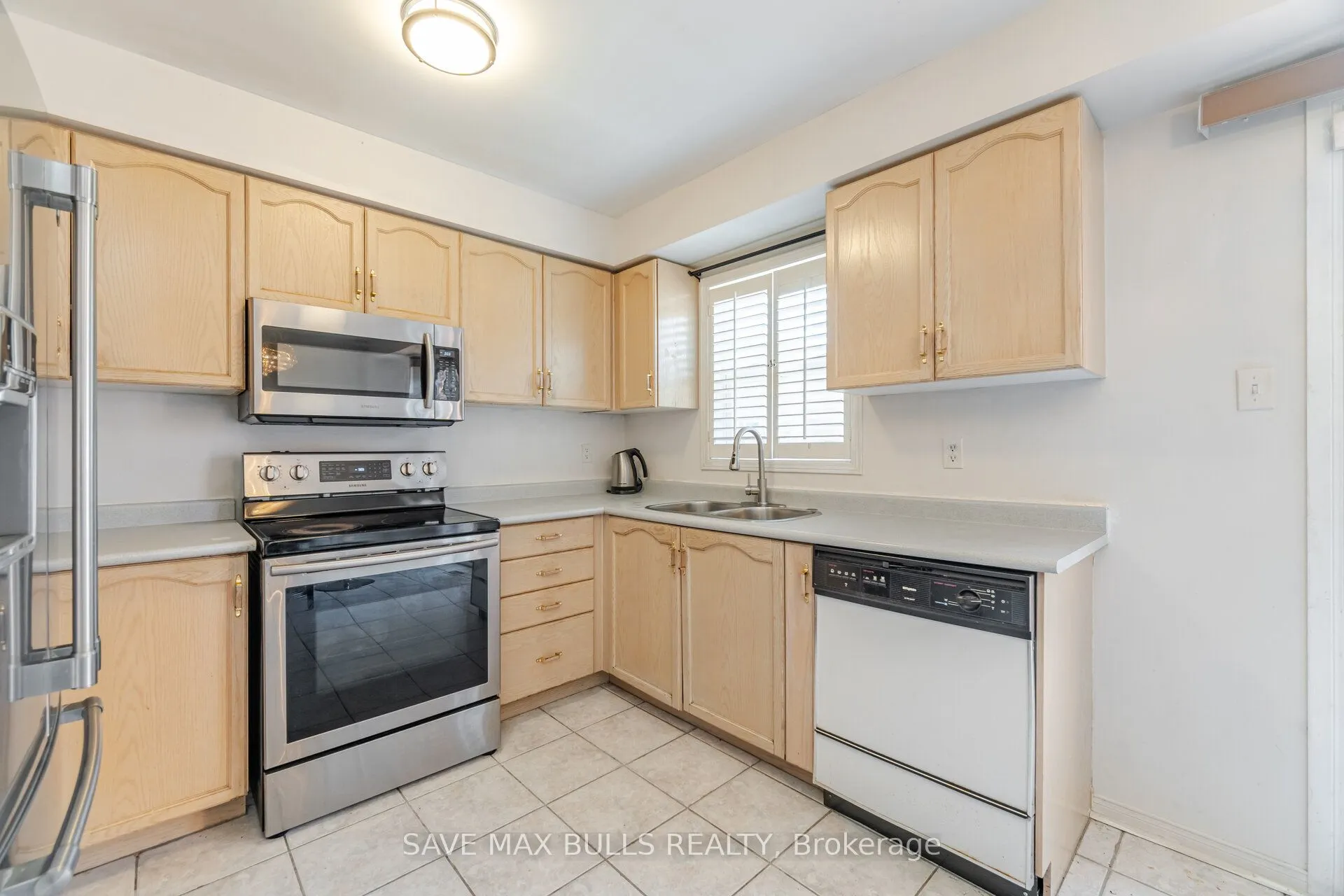 146 Toba Crescent