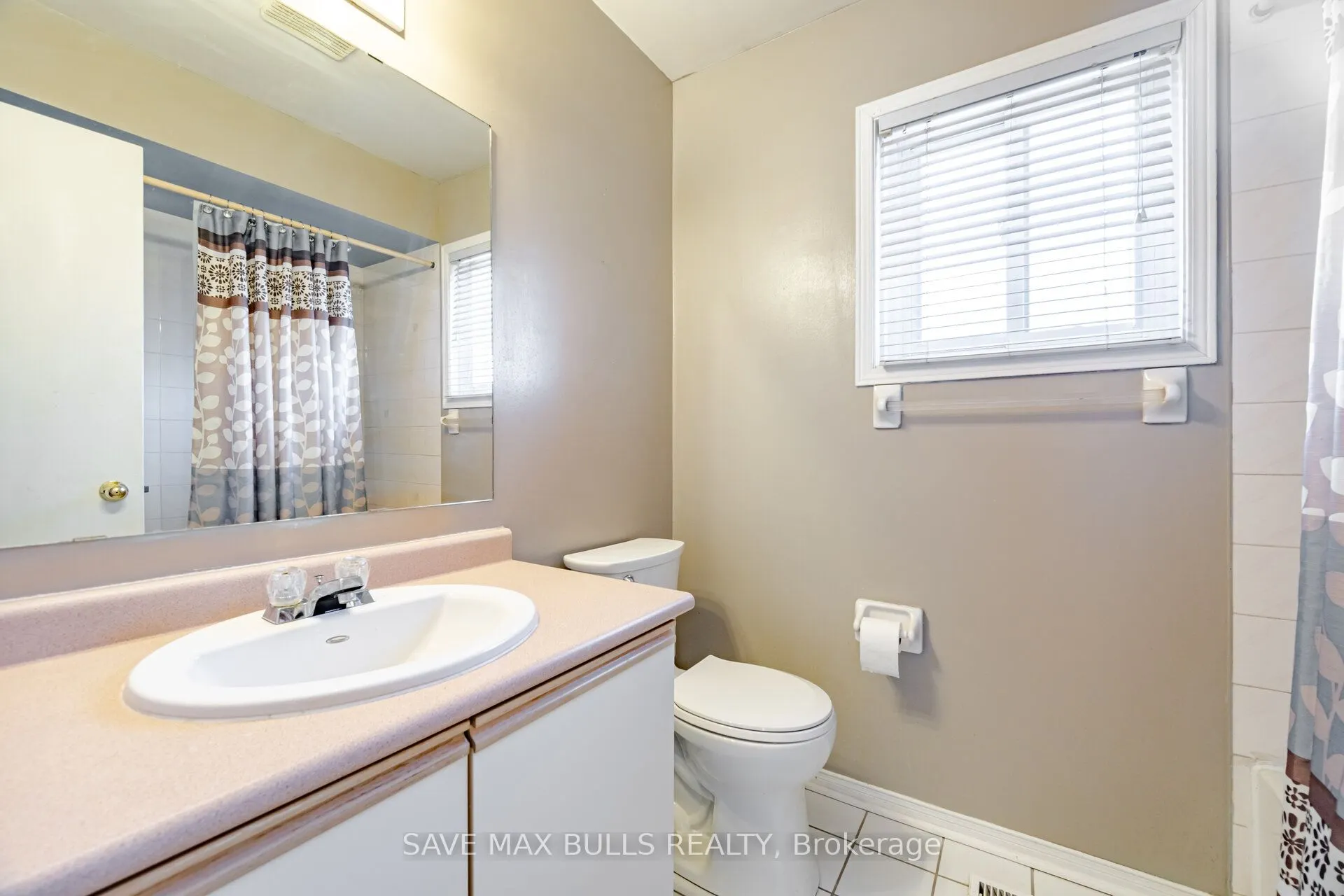 146 Toba Crescent