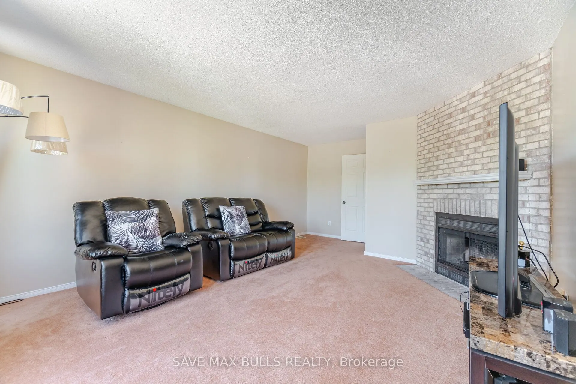 146 Toba Crescent
