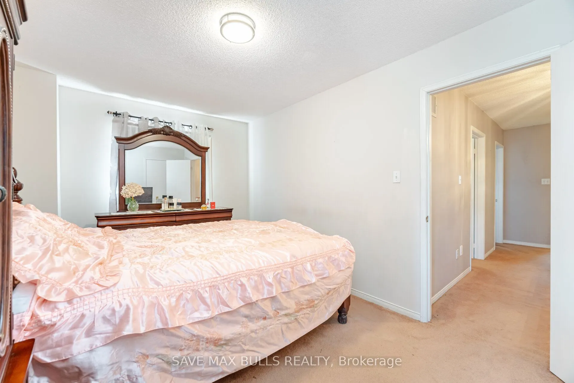 146 Toba Crescent