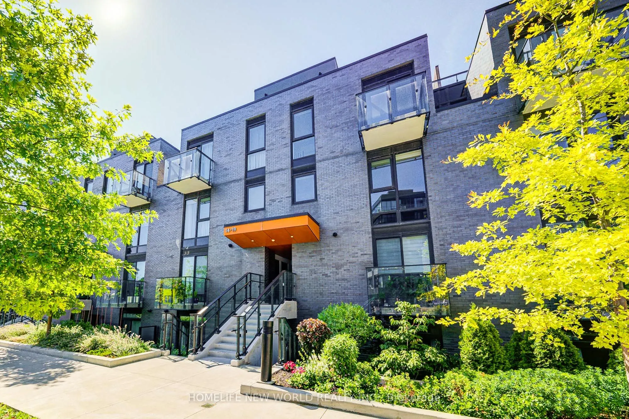 10 Brin Drive, #18