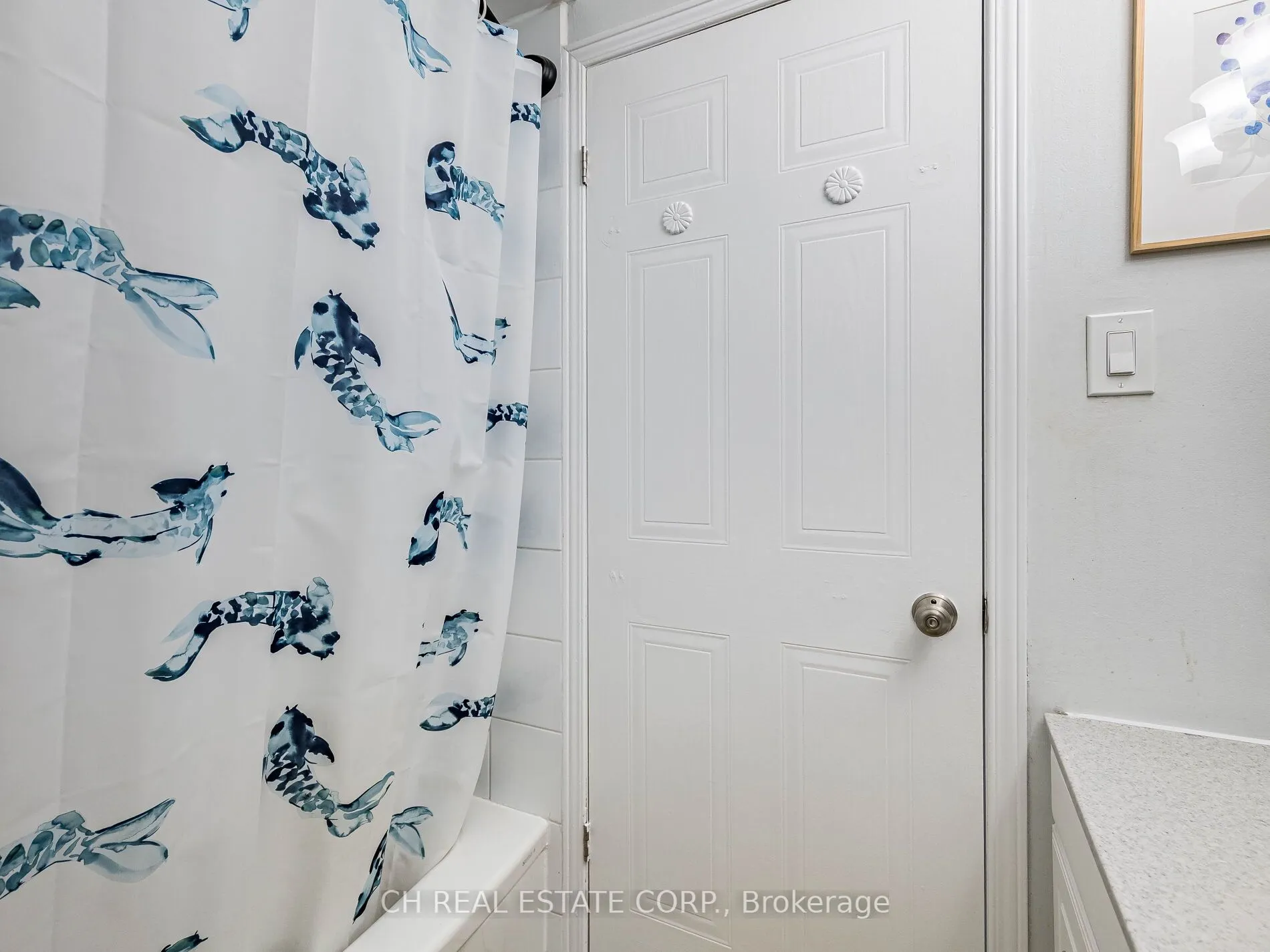 895 Maple Avenue, #215