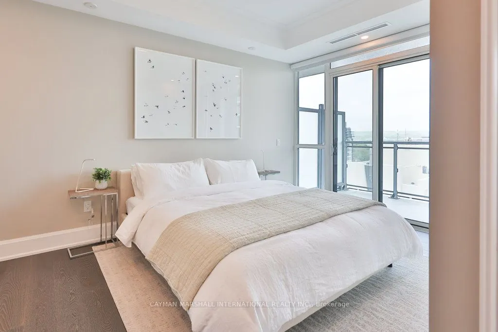 2060 Lakeshore Road, #2101