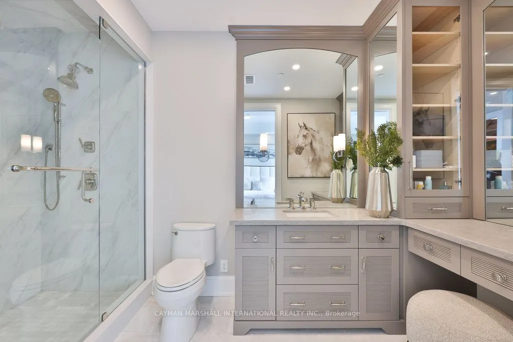 2060 Lakeshore Road, #2101