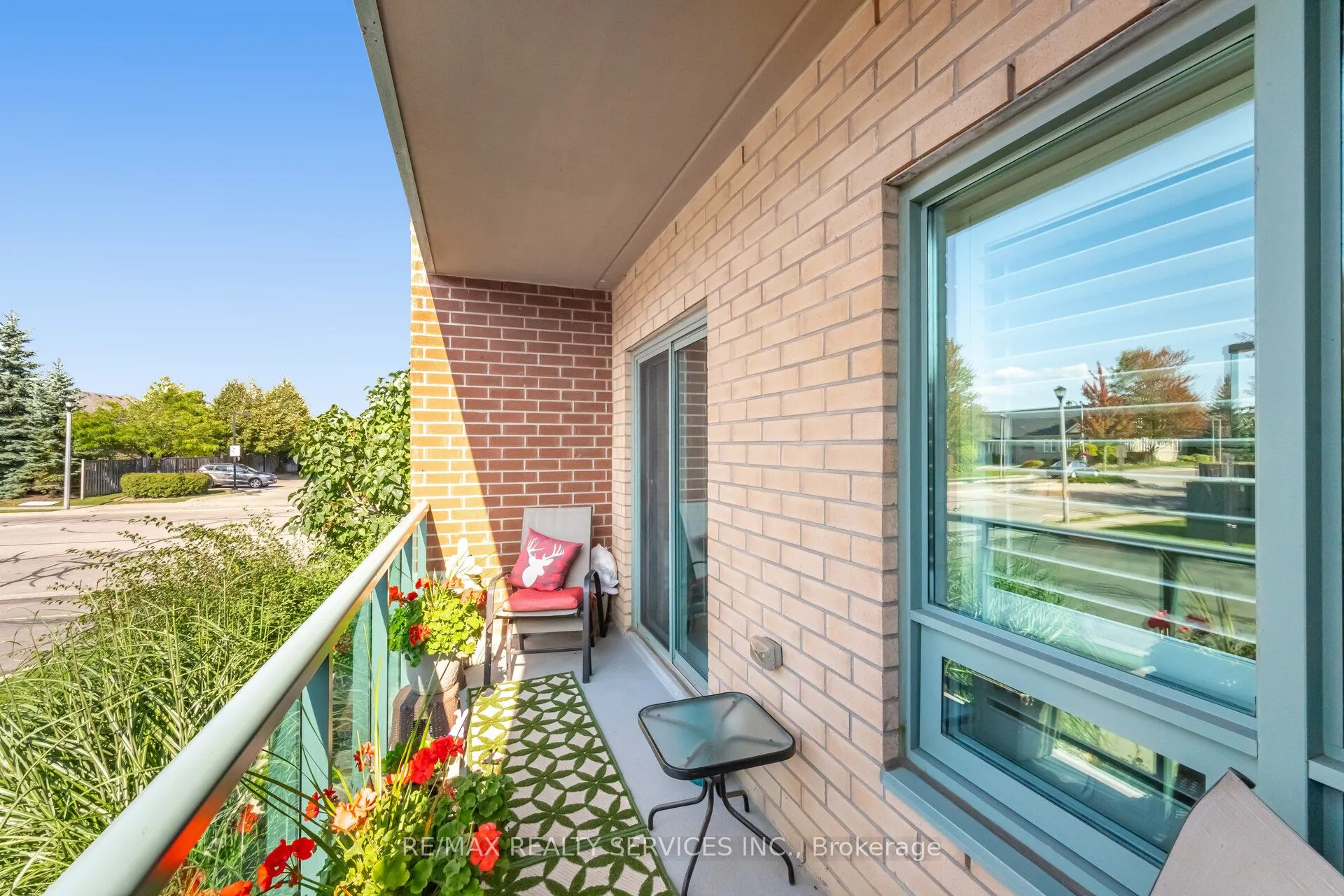 60 Via Rosedale Way, #105