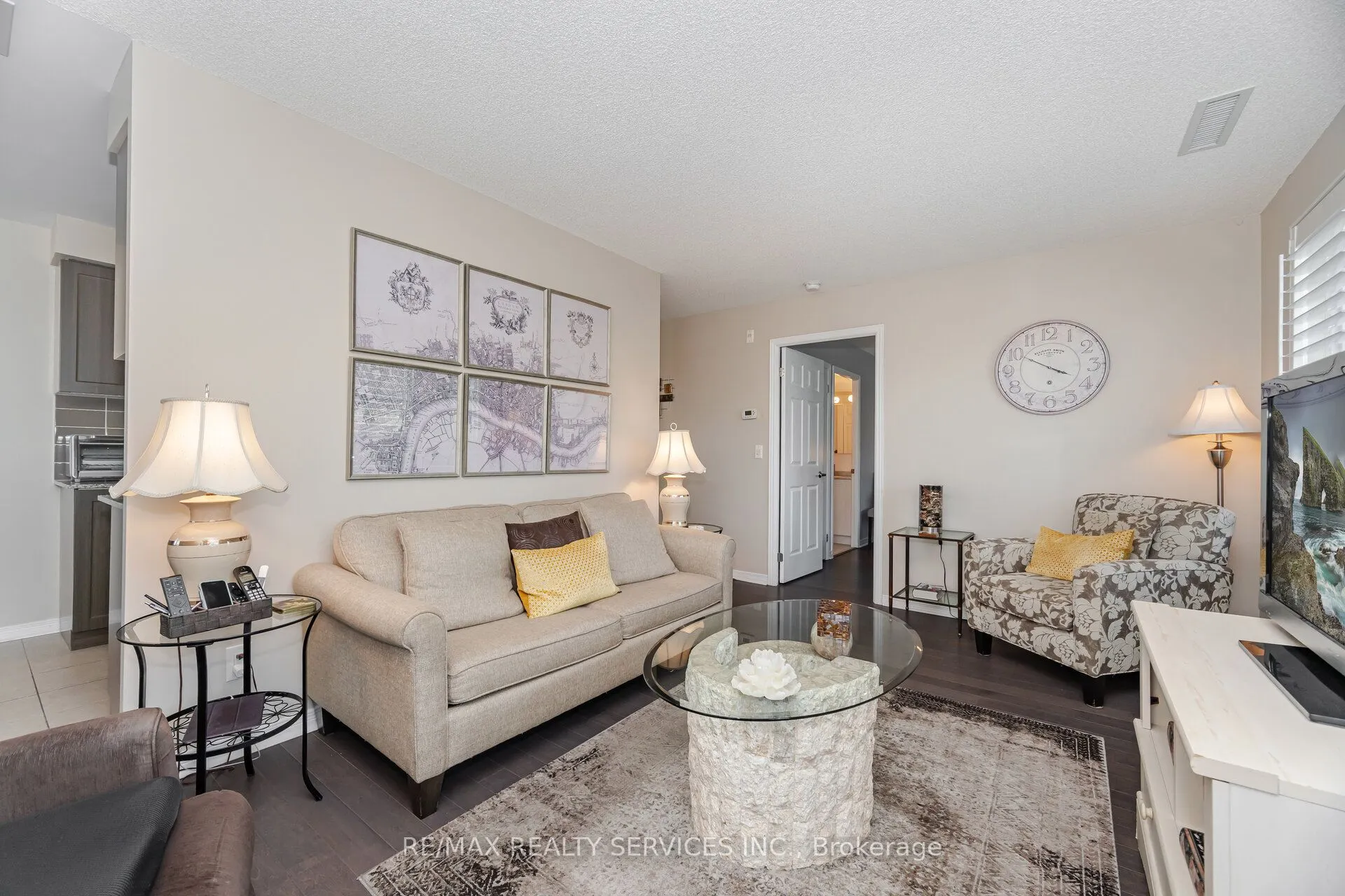 60 Via Rosedale Way, #105