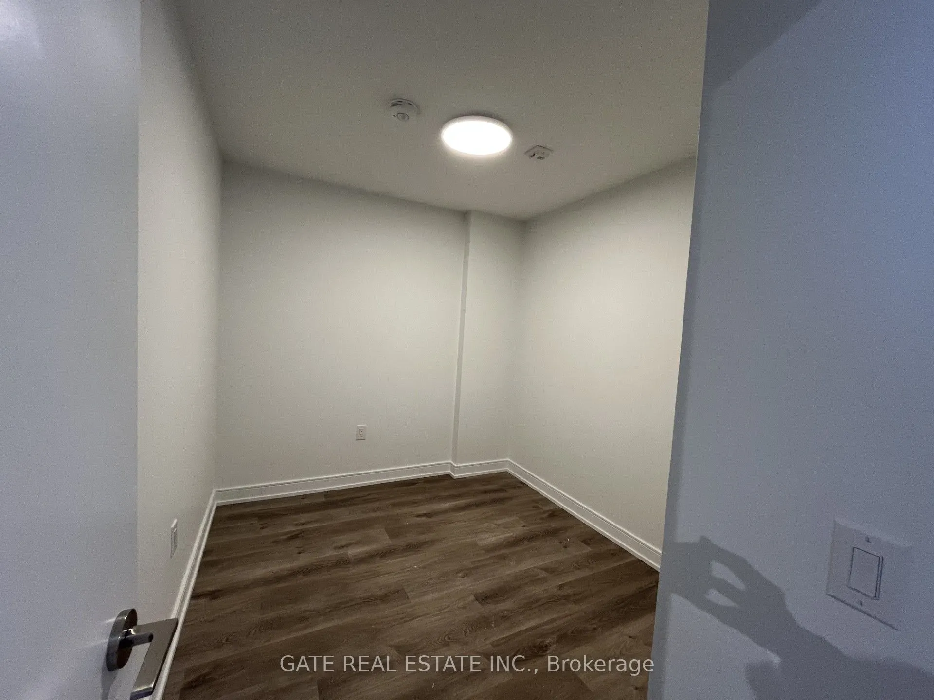 3009 Novar Road, #1002